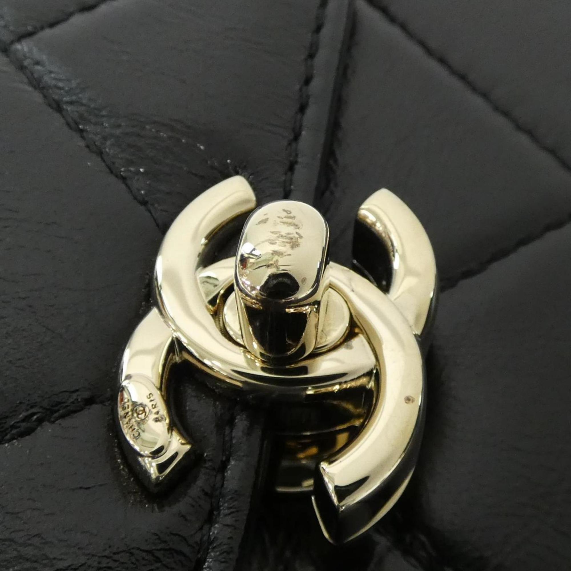 Chanel Black Leather Handbag (Pre-Owned)