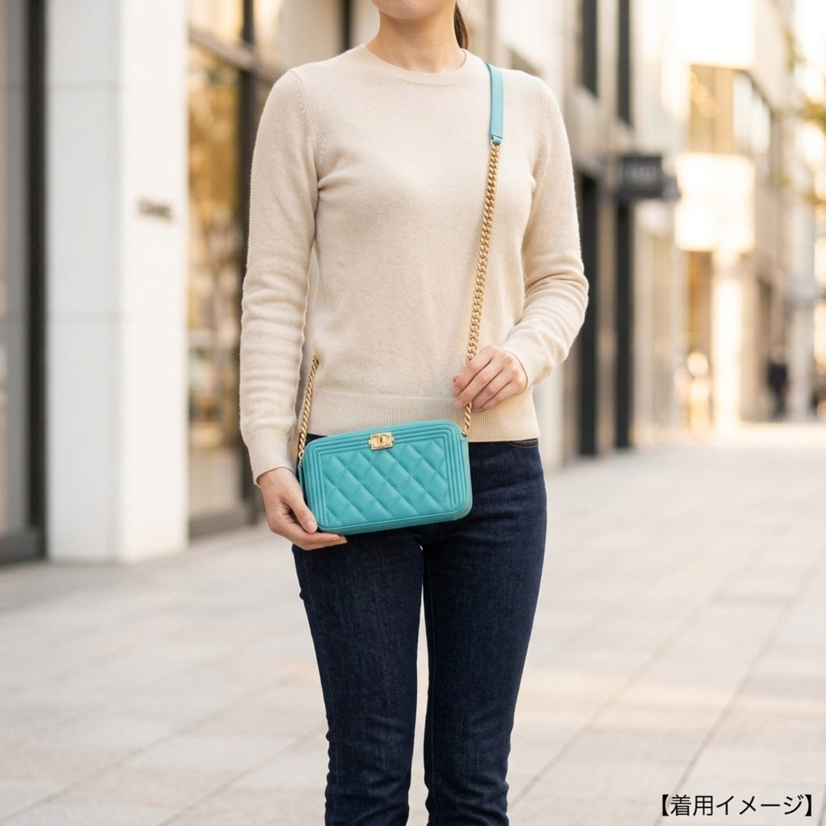 Chanel Boy Chanel Green Turquoise Grained Calfskin Handbag Shoulder Bag (Pre-Owned)