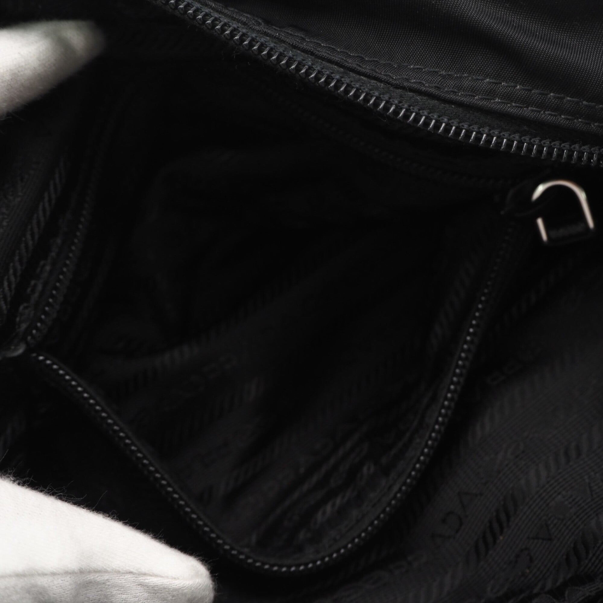 Prada Black Nylon Shoulder Bag (Pre-Owned)