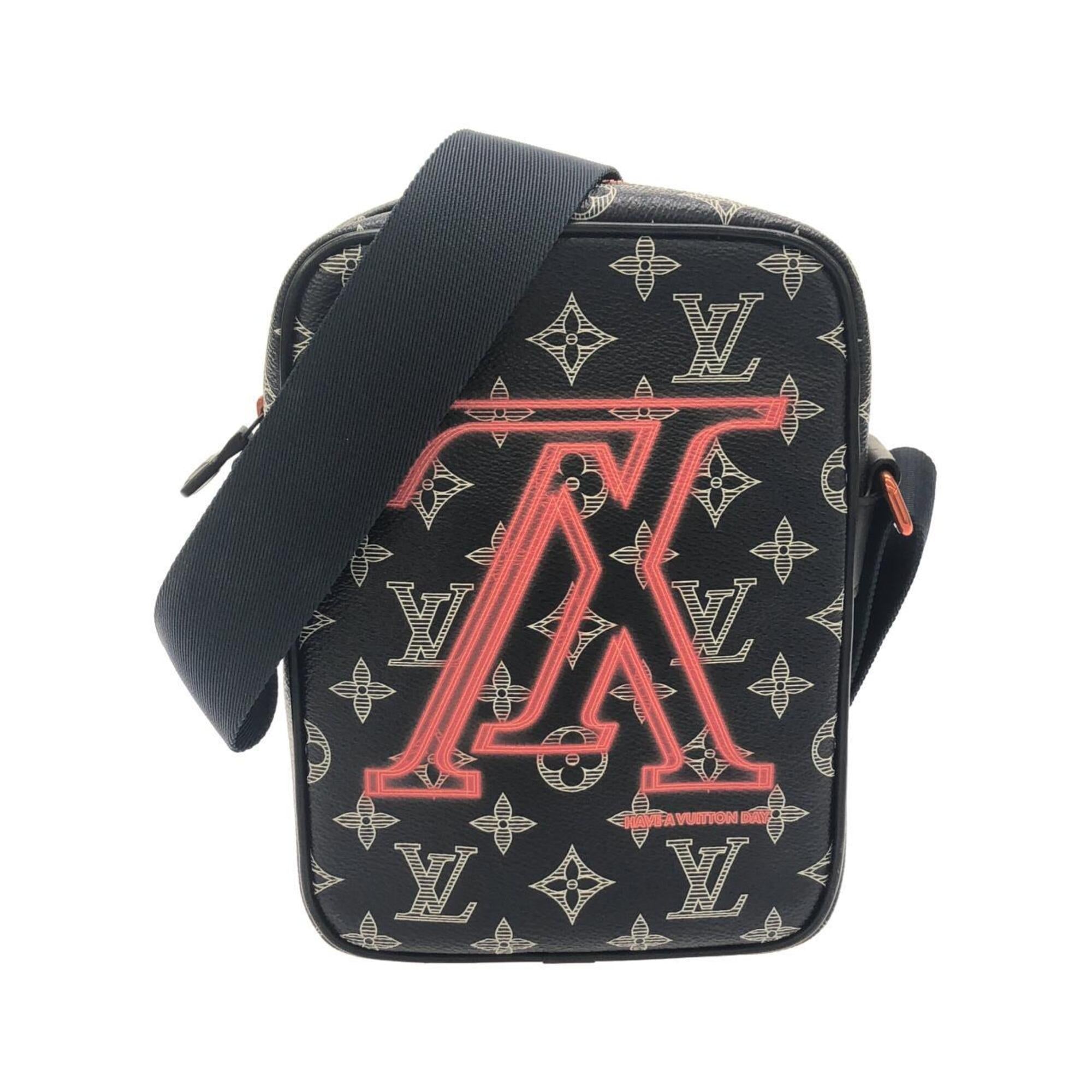 Louis Vuitton Blue Corail Marine Monogram Coated Canvas Shoulder Bag (Pre-Owned)
