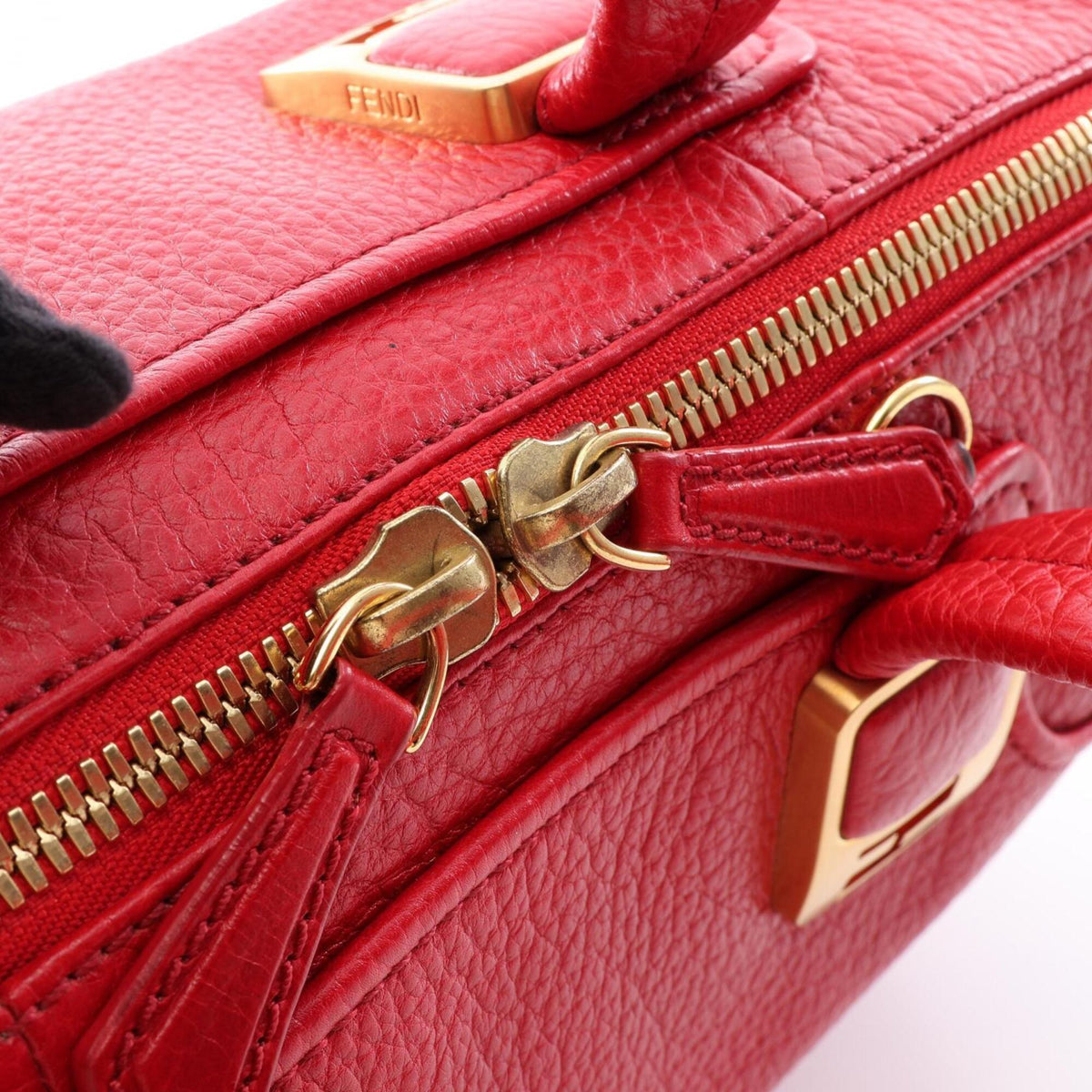 Fendi Red Color Leather Handbag (Pre-Owned)