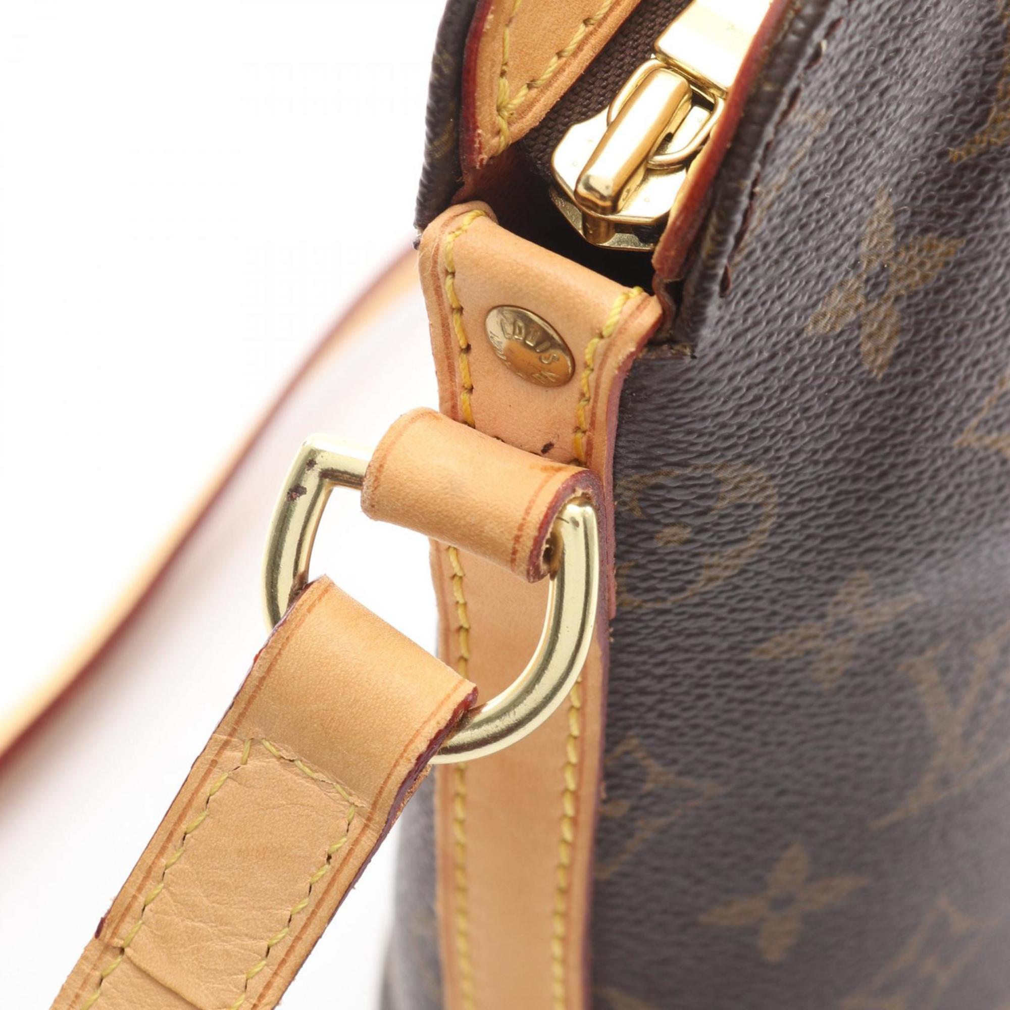 Louis Vuitton Brown Coated Canvas Leather Shoulder Bag (Pre-Owned)