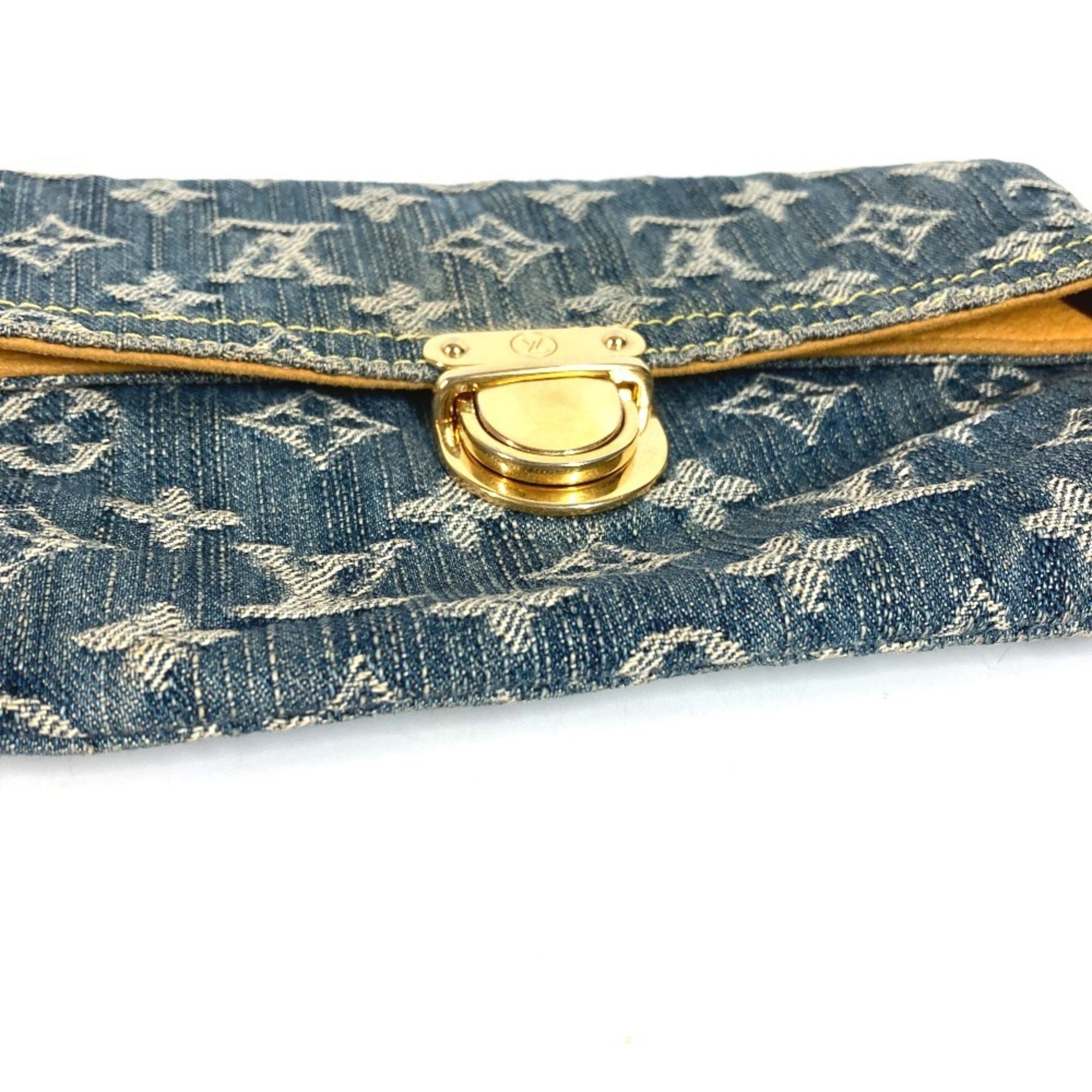 Louis Vuitton Blue Monogram Denim Clutch Bag Handbag Pochette Pouch (Pre-Owned)