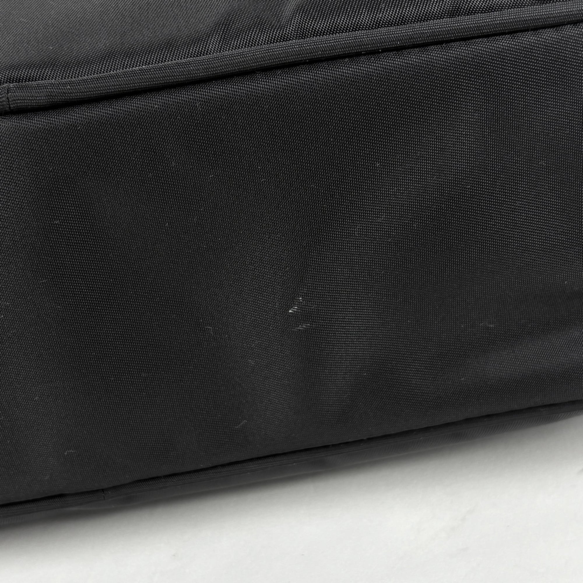 Prada Black Nylon Shoulder Bag (Pre-Owned)
