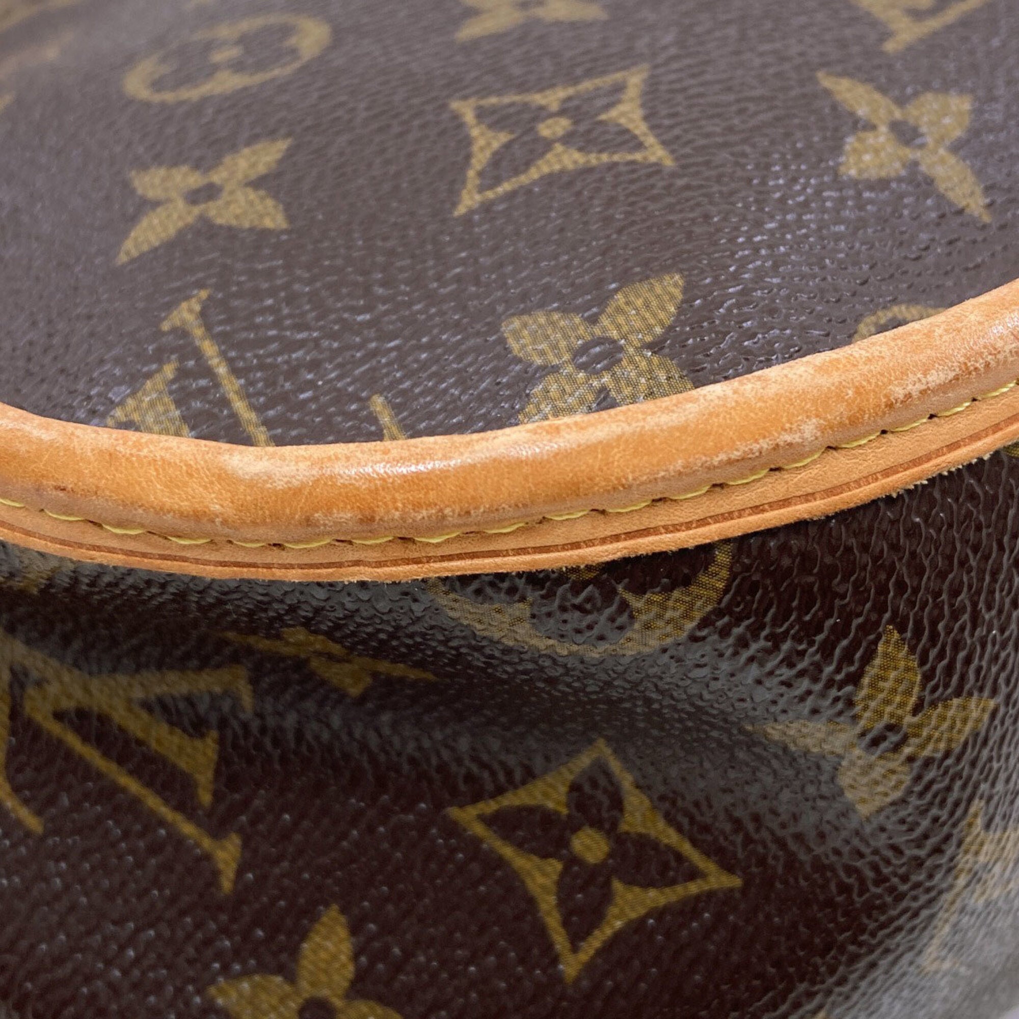 Louis Vuitton Monogram Monogram Canvas Shoulder Bag (Pre-Owned)