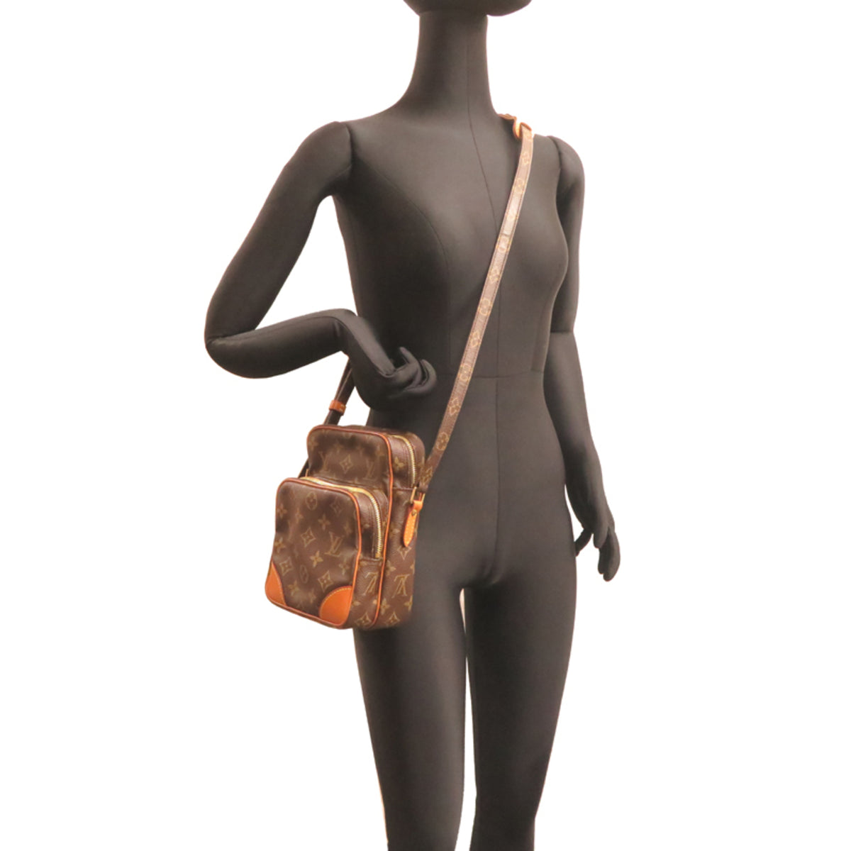 Louis Vuitton Brown Monogram Shoulder Bag (Pre-Owned)