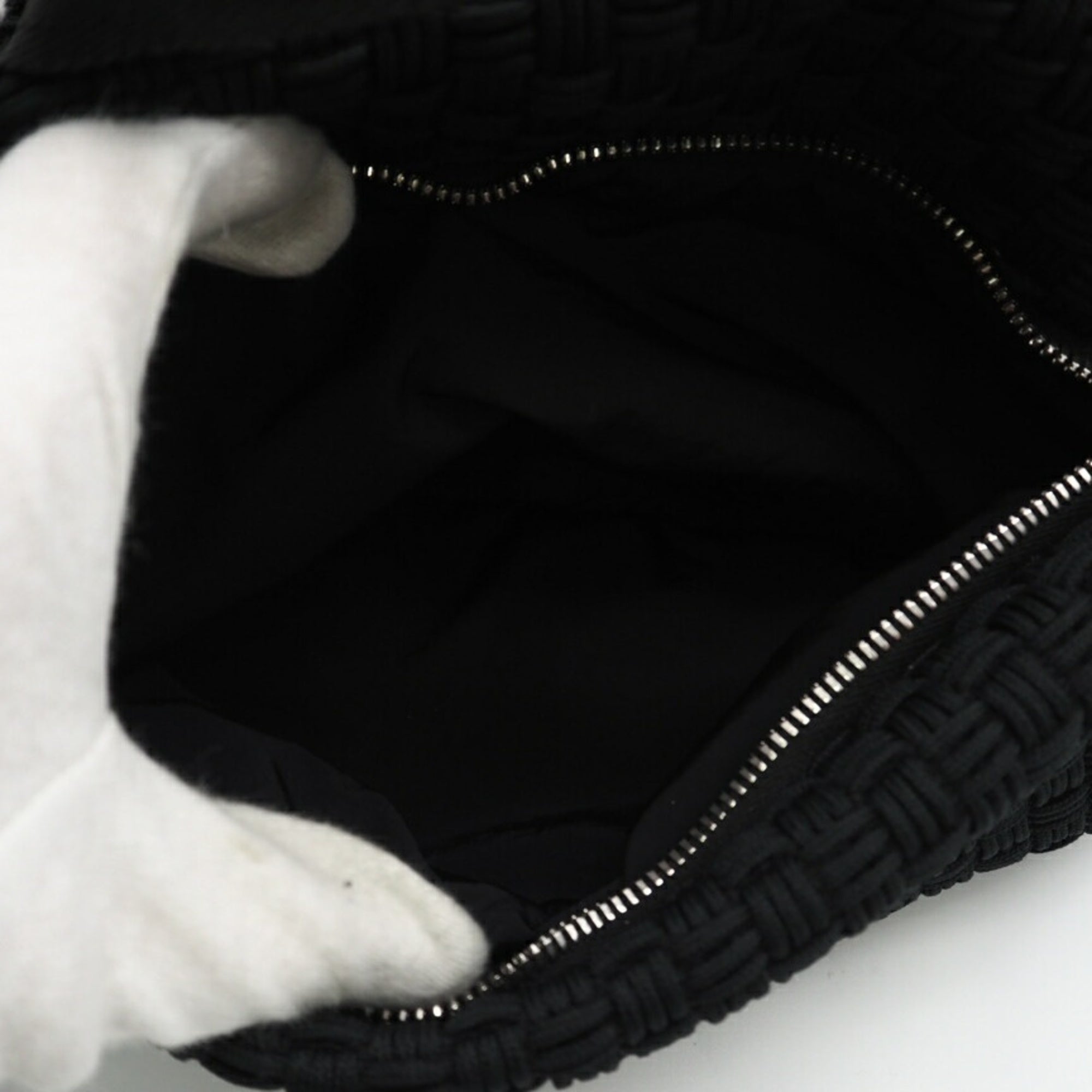 Bottega Veneta Black Nylon Shoulder Bag (Pre-Owned)