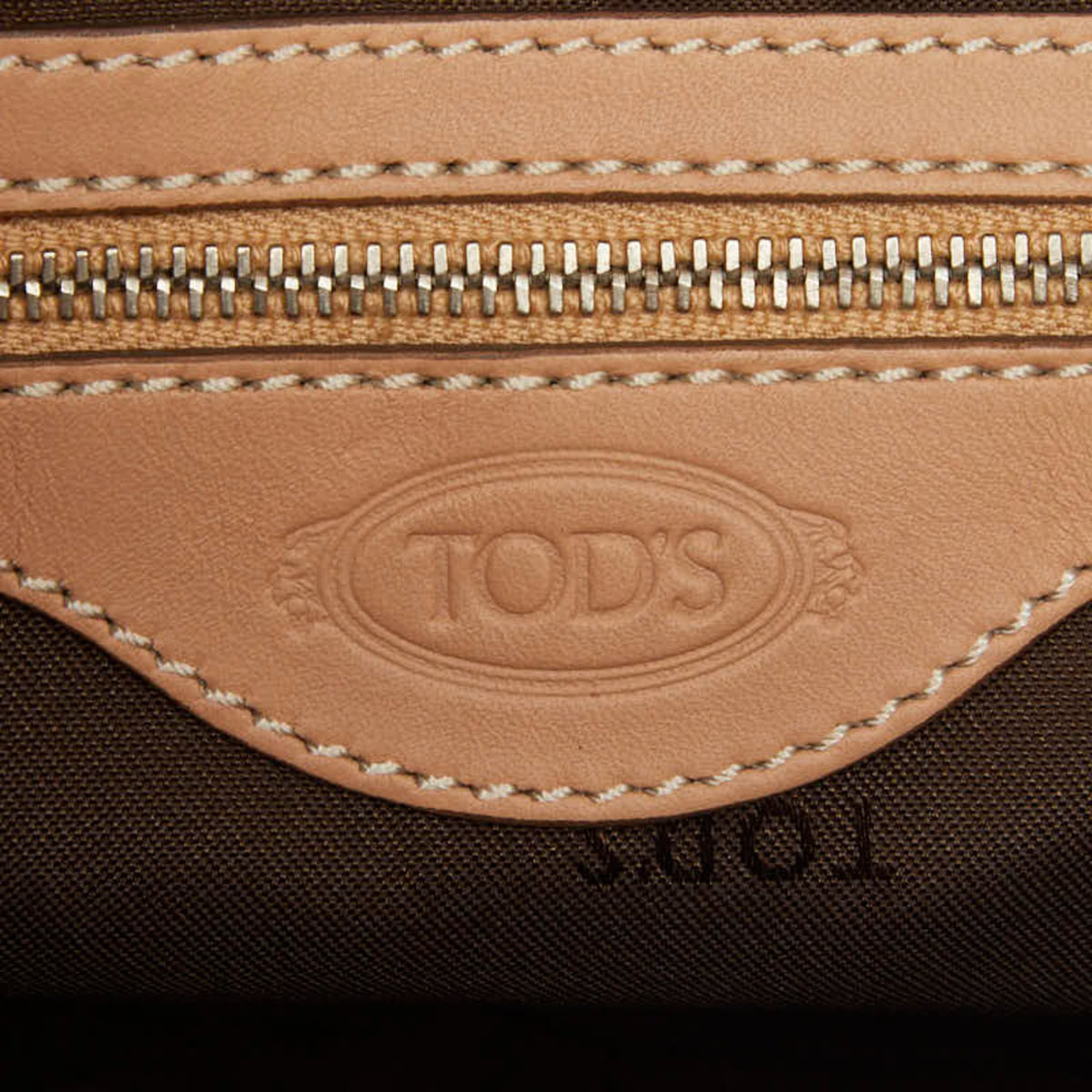 Tod's Beige Leather Handbag Shoulder Bag (Pre-Owned)