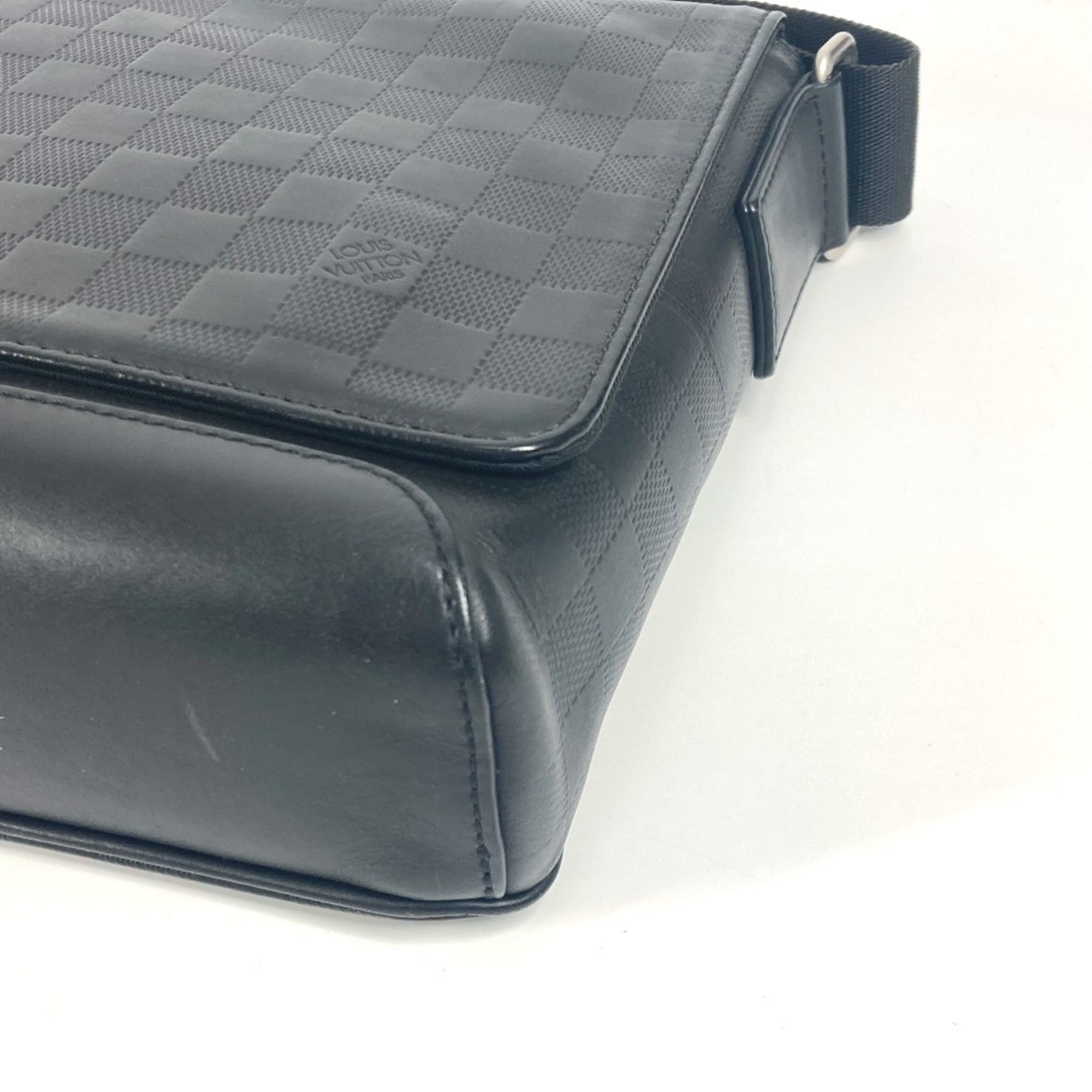 Louis Vuitton Black Damier Infini Shoulder Bag (Pre-Owned)