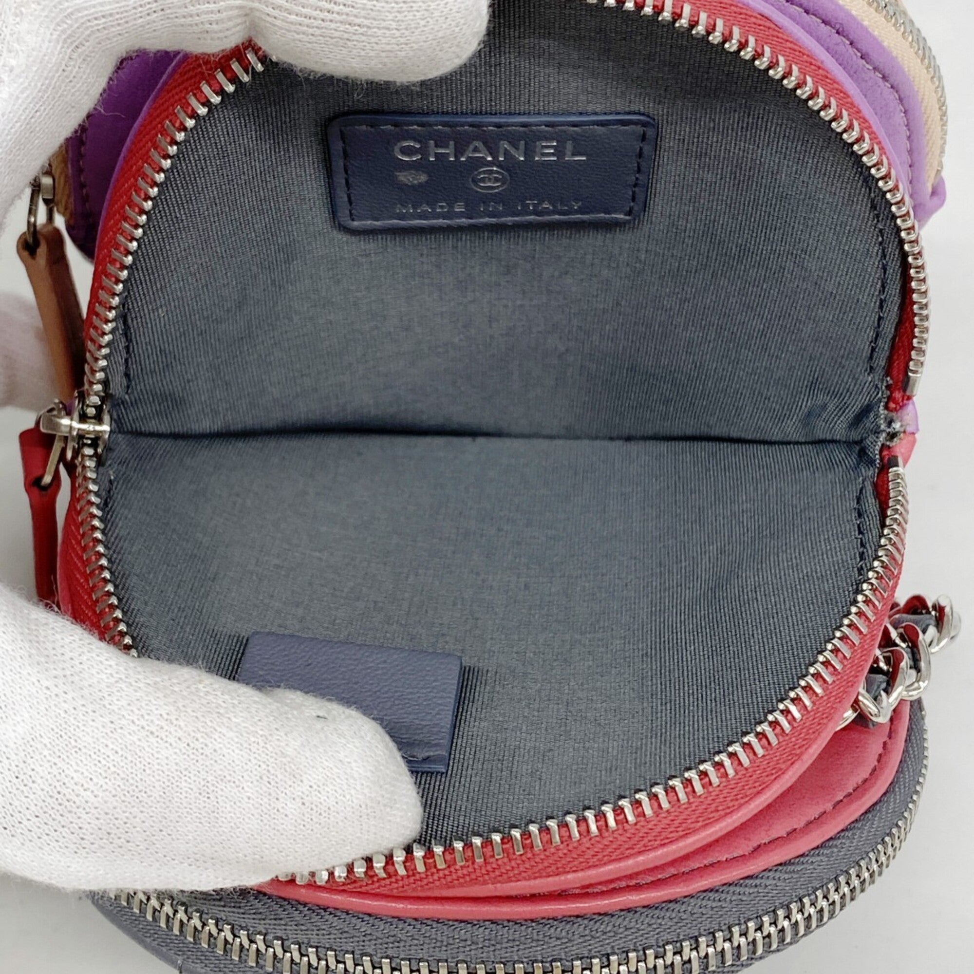 Chanel Multi-Color Leather Shoulder Bag (Pre-Owned)