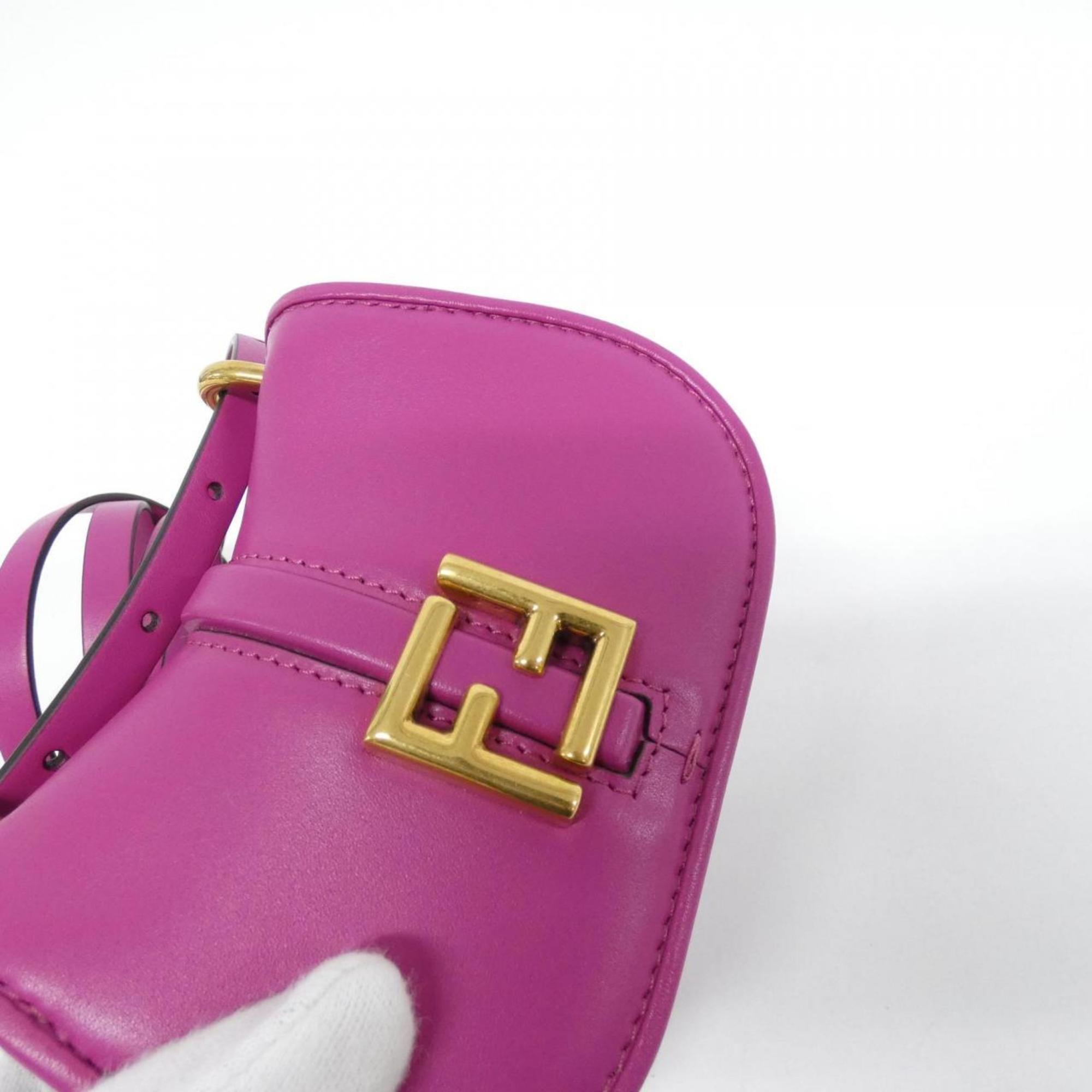 Fendi Pink Leather Shoulder Bag (Pre-Owned)