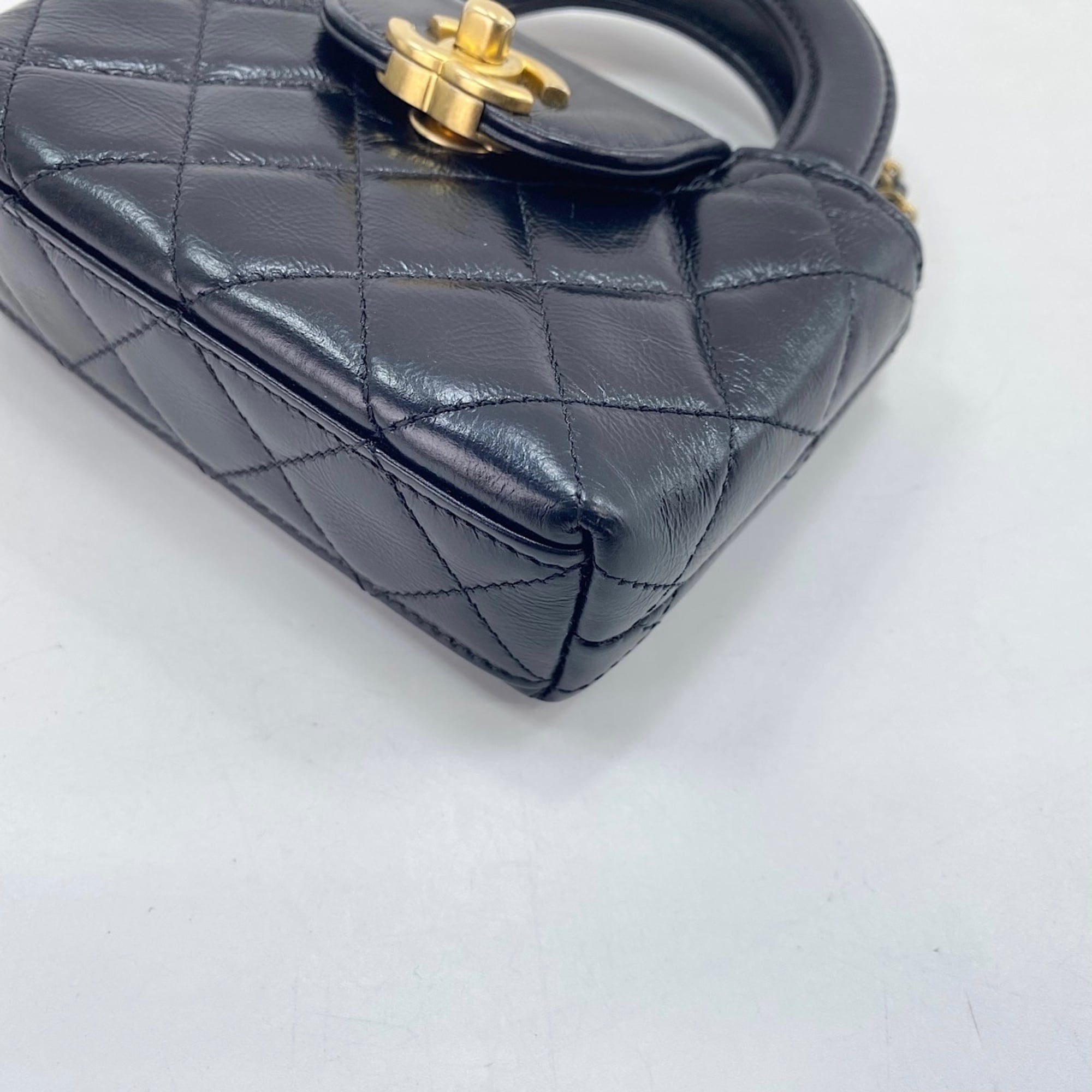 Chanel Black Shoulder Bag (Pre-Owned)