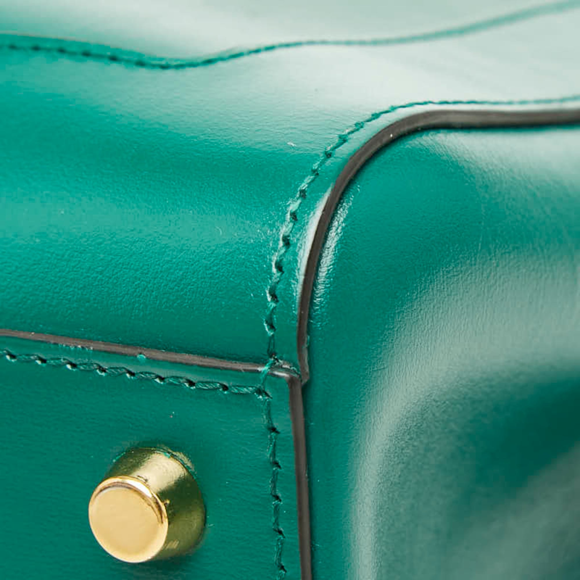 Gucci Green Leather Handbag (Pre-Owned)