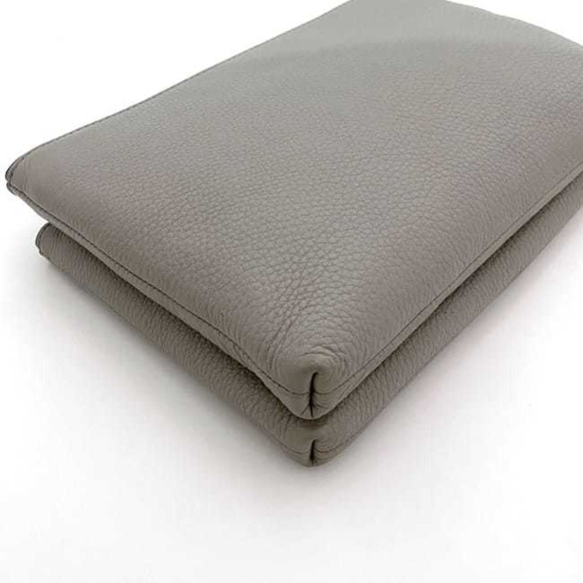 Michael Kors Gray Leather Shoulder Bag (Pre-Owned)