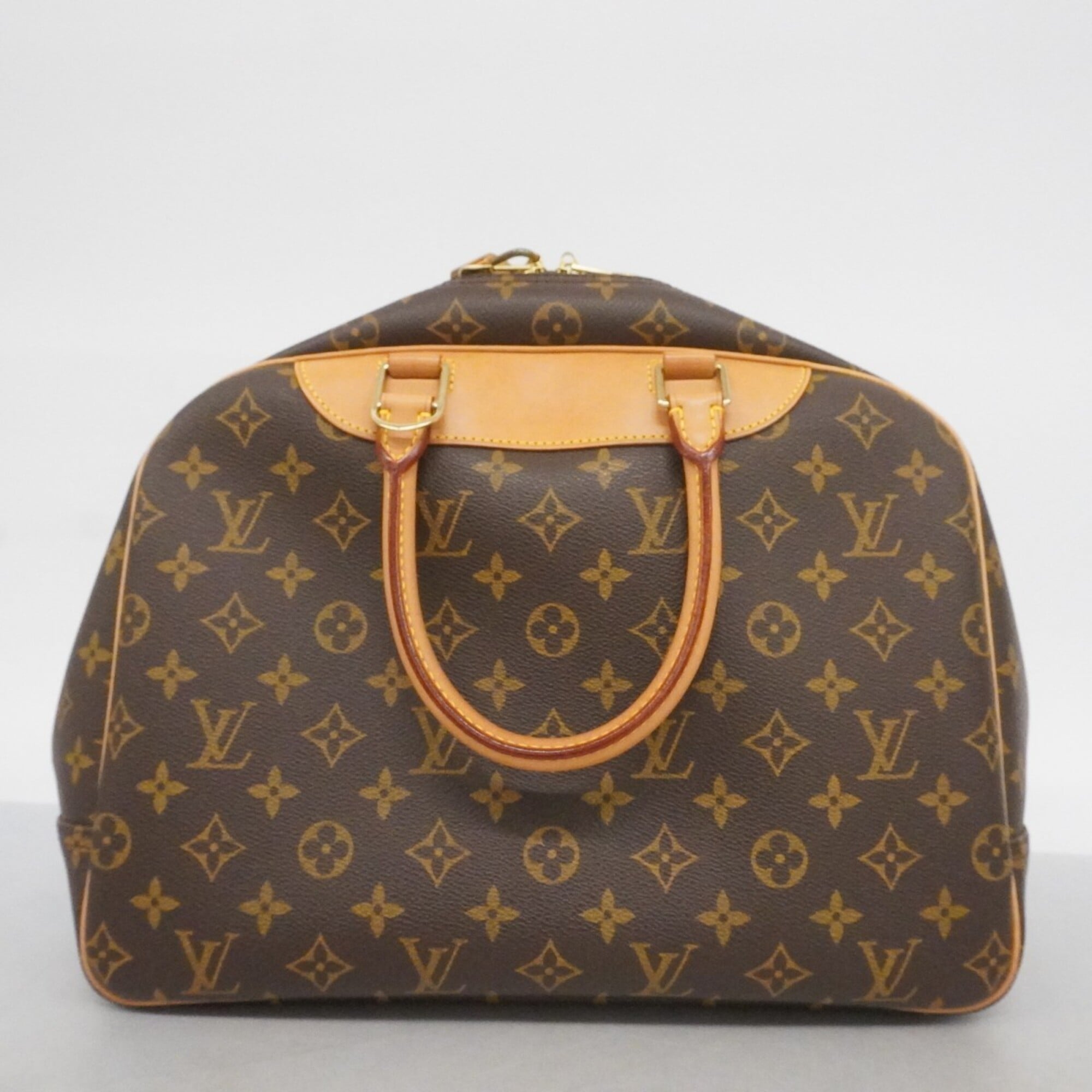 Louis Vuitton Brown Handbag (Pre-Owned)