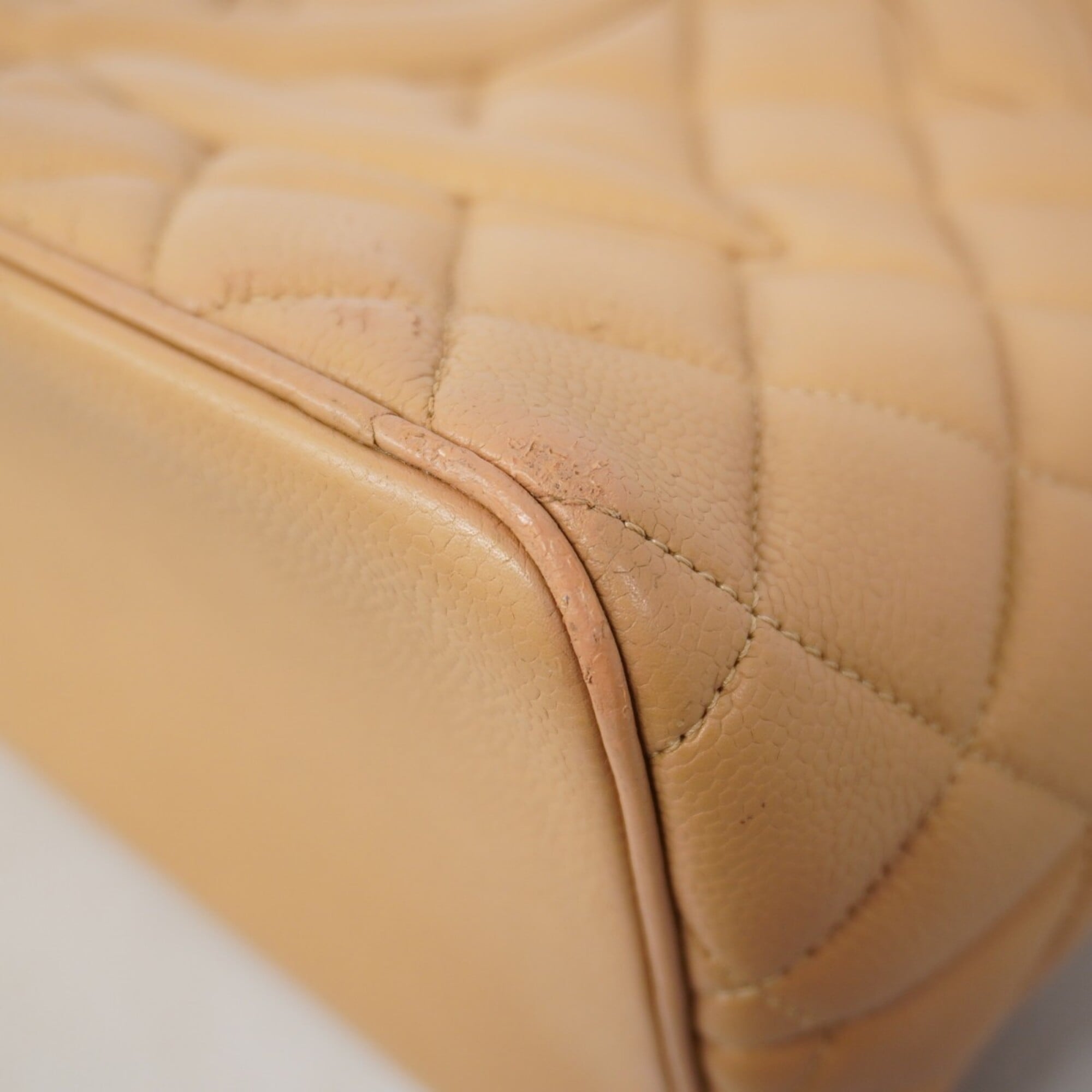 Chanel Beige Grained Calfskin Tote Bag (Pre-Owned)