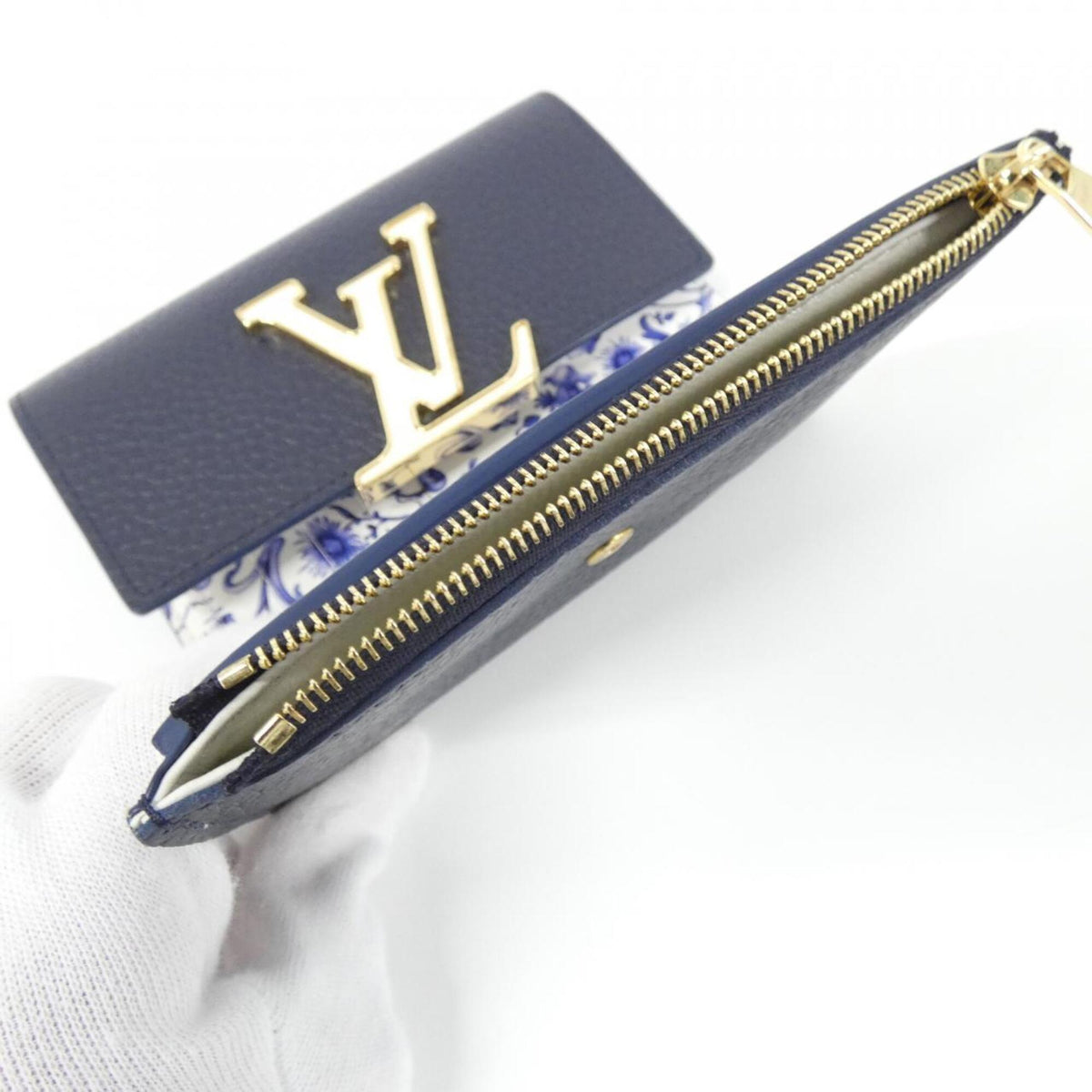 Louis Vuitton Navy Leather Wallet (Tri-Fold) (Pre-Owned)