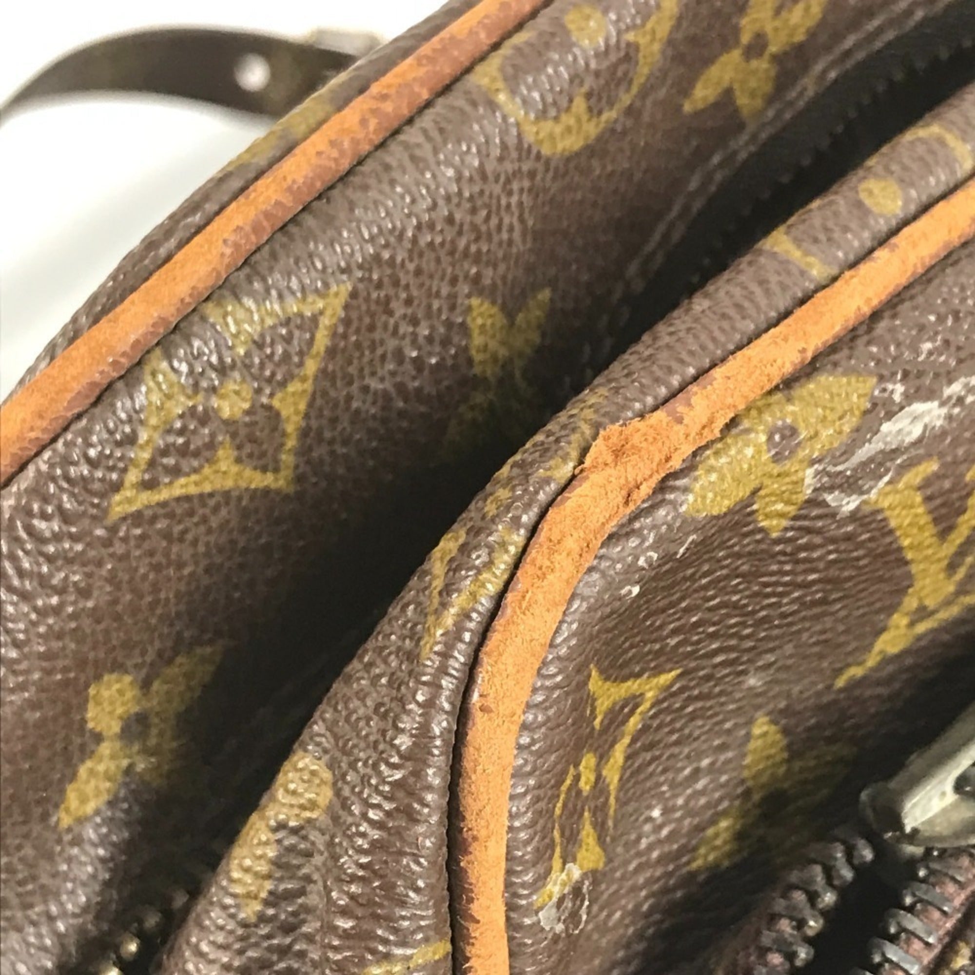 Louis Vuitton Monogram Brown Monogram Shoulder Bag (Pre-Owned)