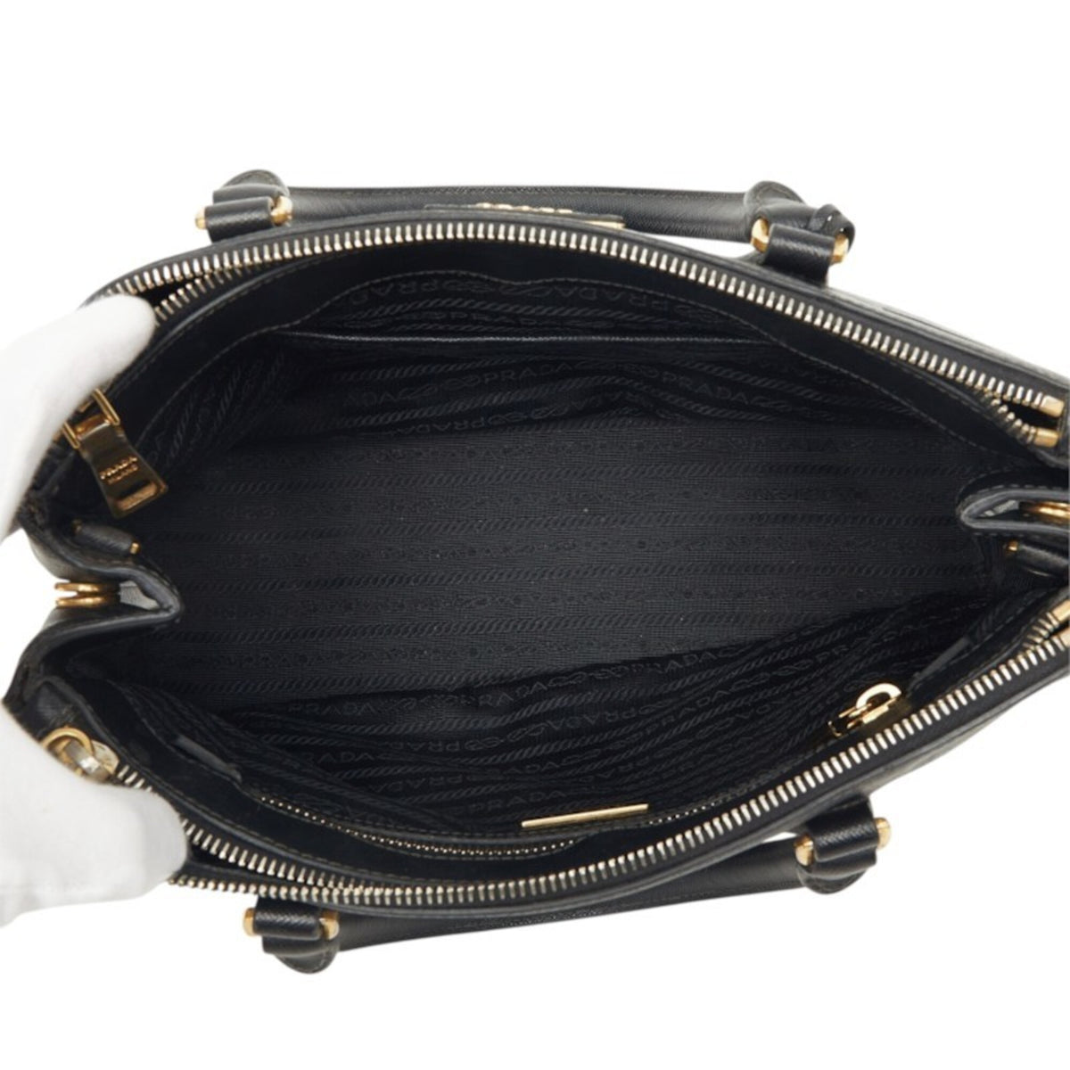 Prada Black Leather Handbag (Pre-Owned)