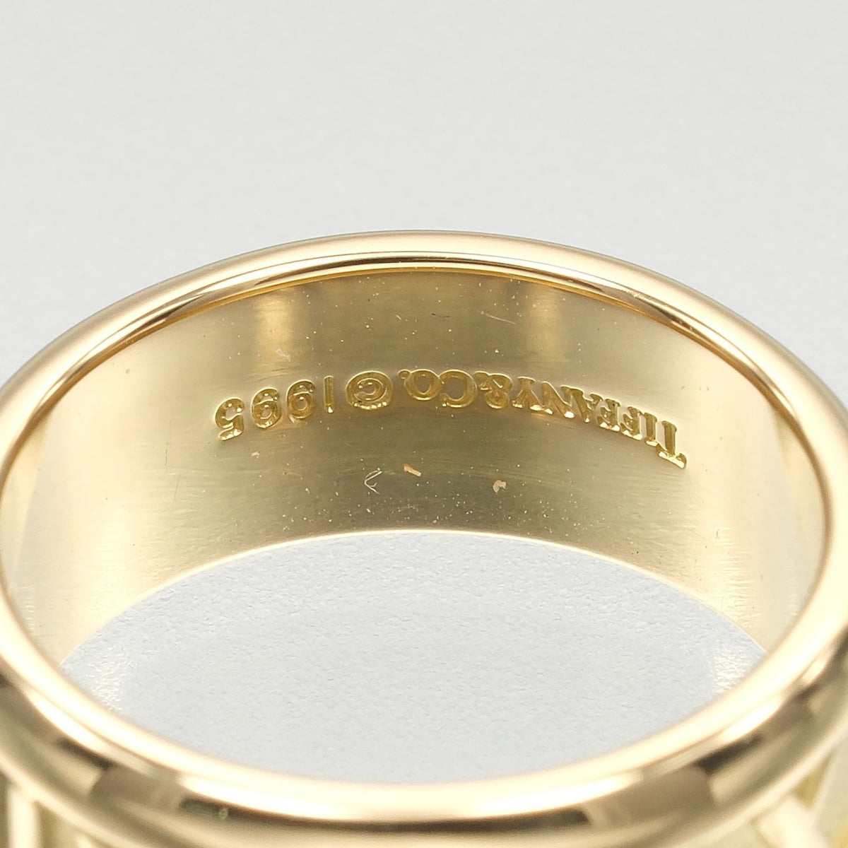 Tiffany Yellow Gold (18K) Band Ring (Pre-Owned)