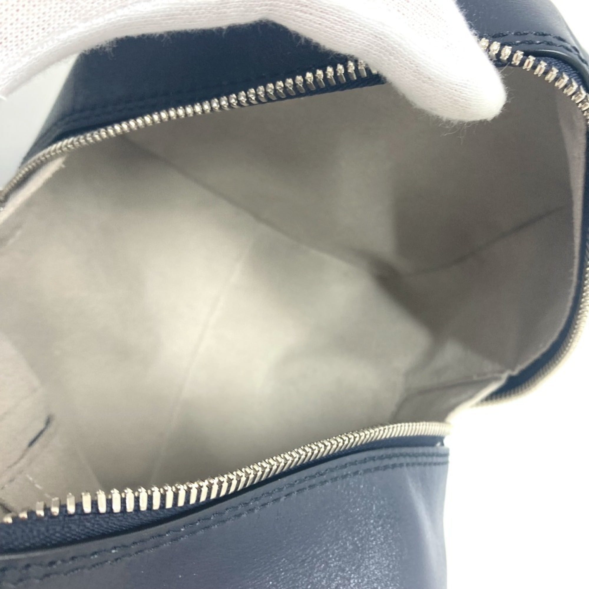 Louis Vuitton Beige Black Leather Handbag (Pre-Owned)