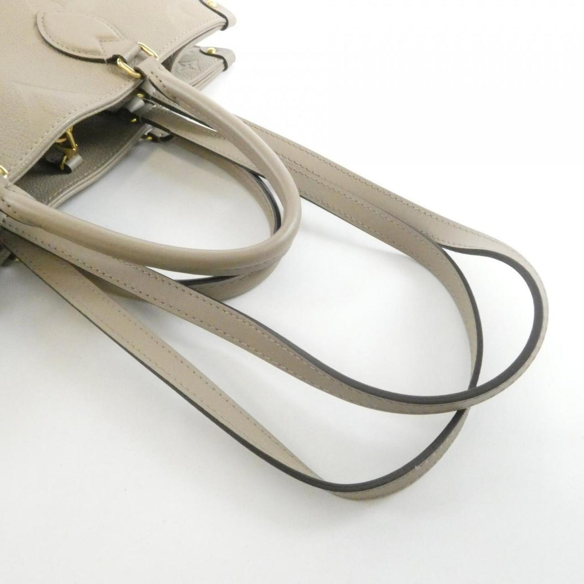 Louis Vuitton Tourterelle Leather Handbag (Pre-Owned)