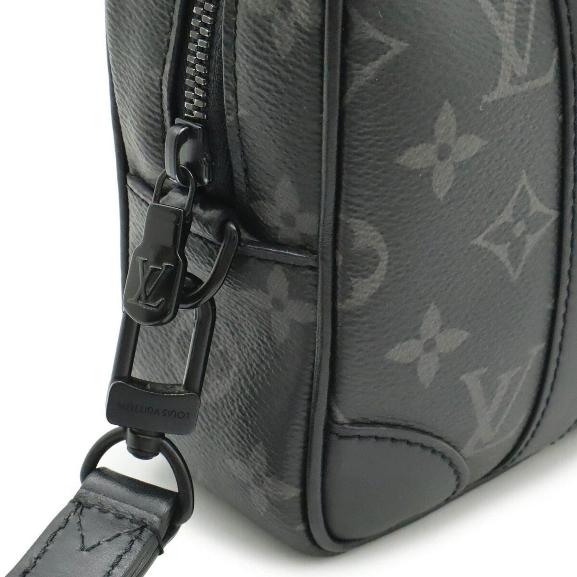 Louis Vuitton Black Gray Monogram Eclipse Leather Clutch Bag Handbag Pouch (Pre-Owned)