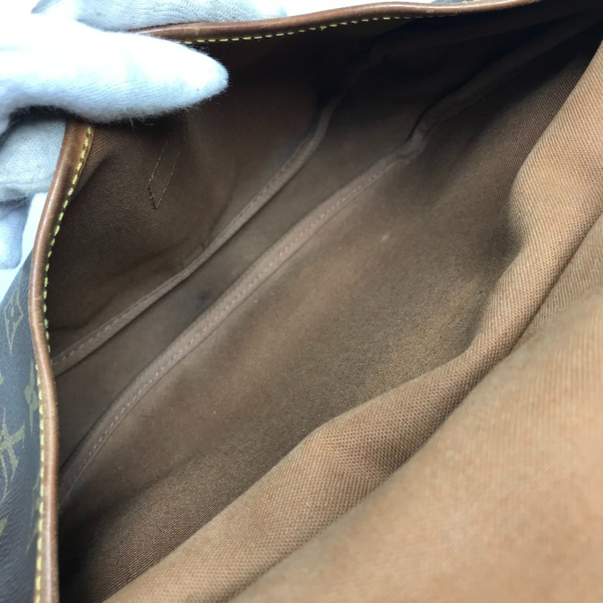 Louis Vuitton Brown Monogram Shoulder Bag (Pre-Owned)