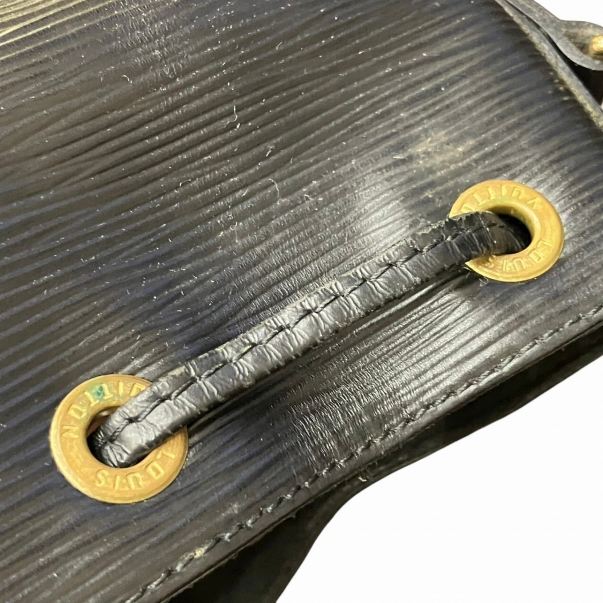 Louis Vuitton Galle Noir Leather Shoulder Bag (Pre-Owned)