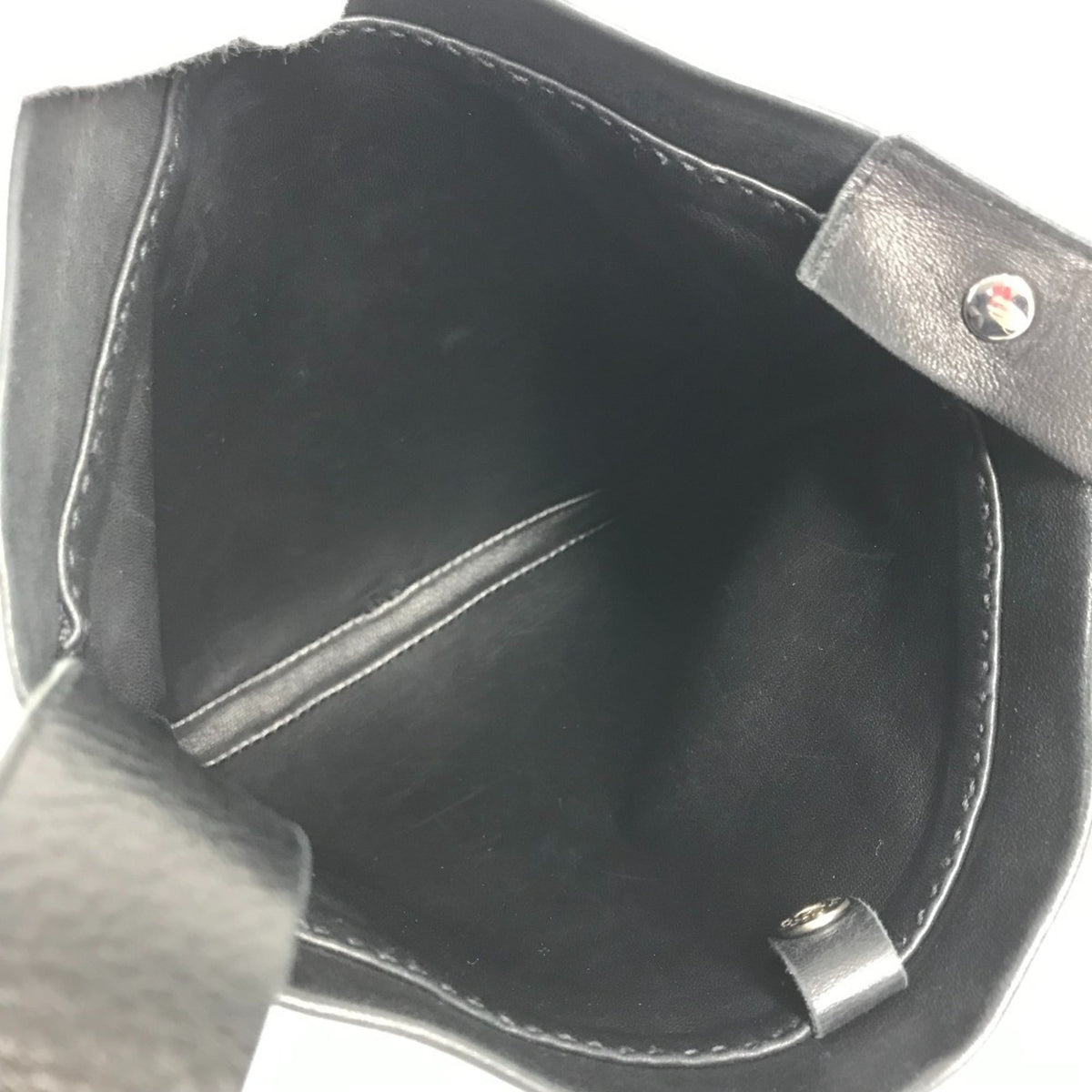 Hermes Toudou Black Leather Pochette Shoulder Bag (Pre-Owned)