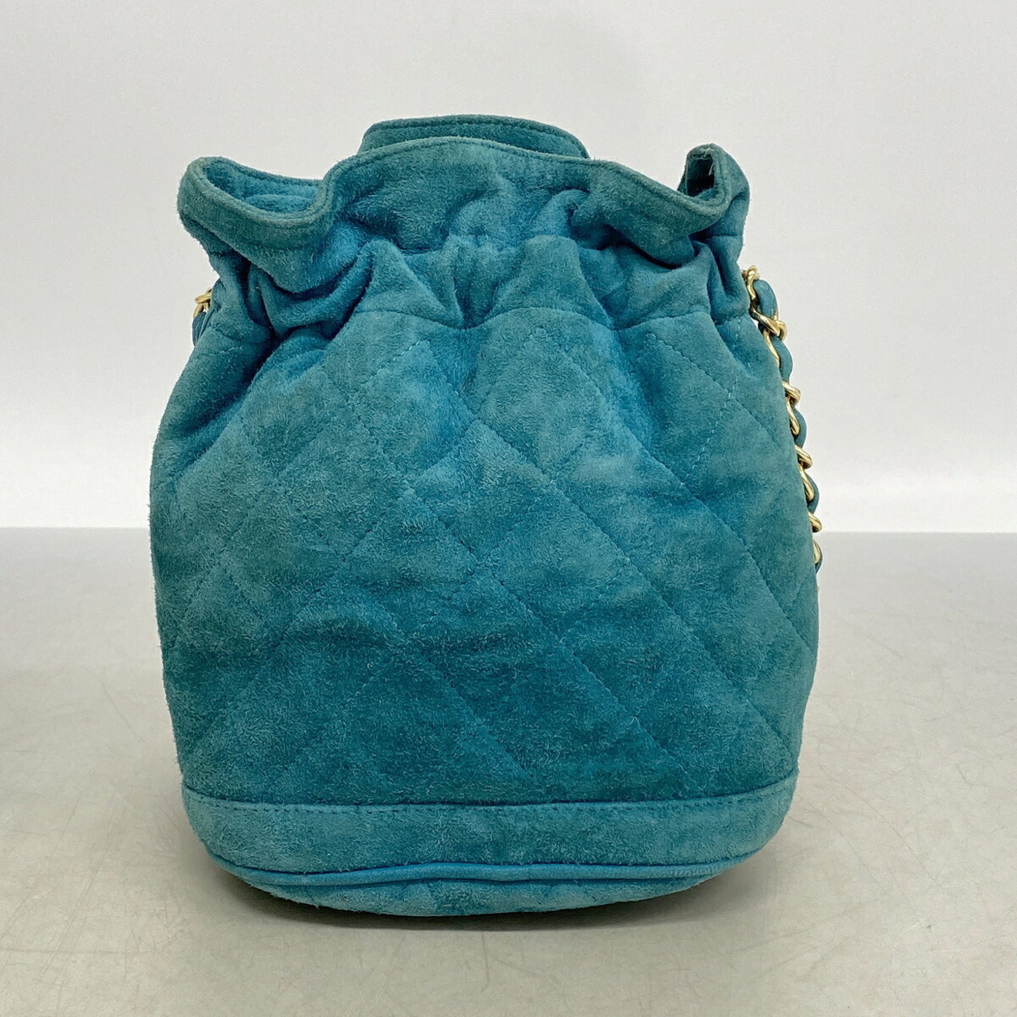 Chanel Blue Suede Shoulder Bag (Pre-Owned)