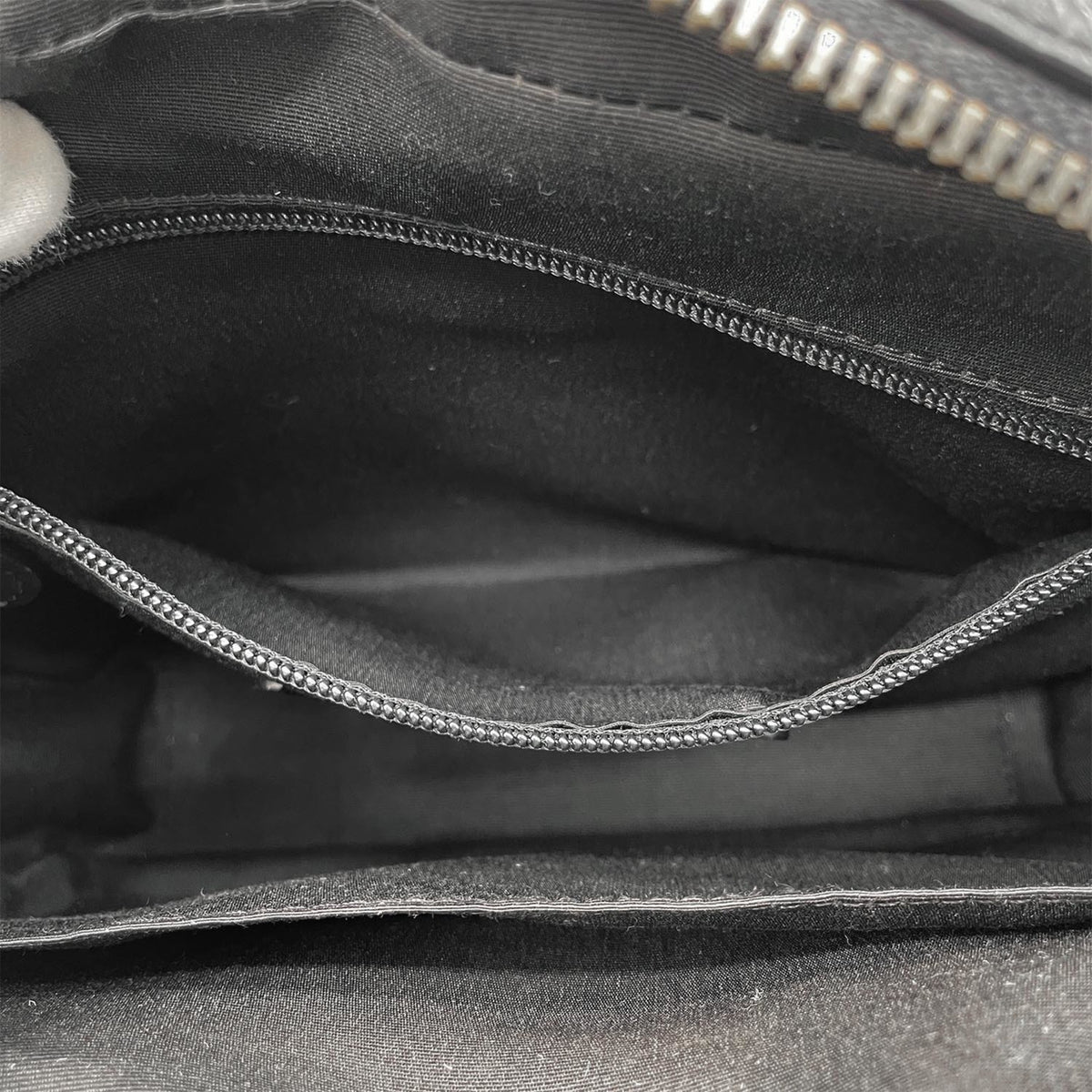Coach Black Leather Shoulder Bag (Pre-Owned)