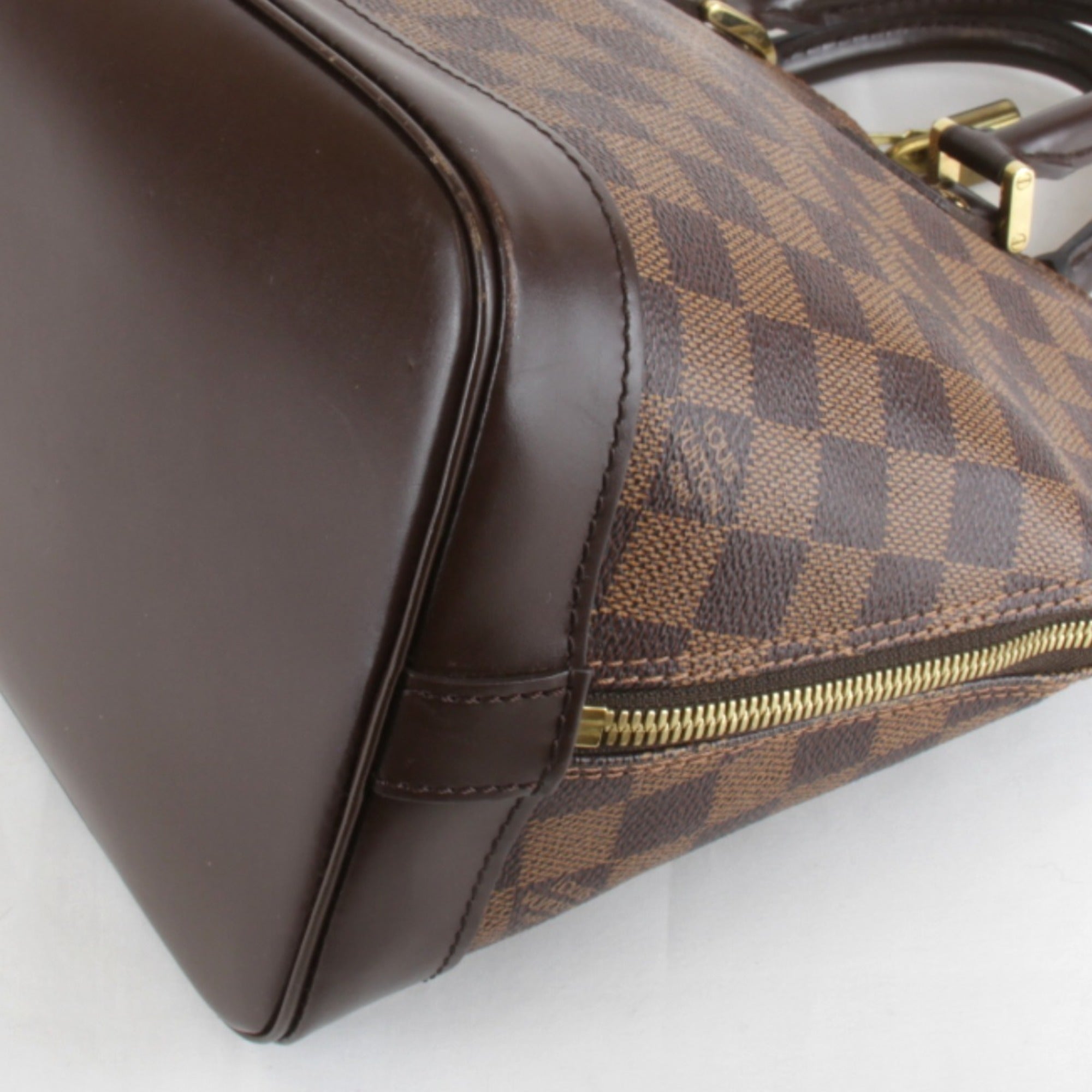 Louis Vuitton Brown Damier Canvas Handbag (Pre-Owned)