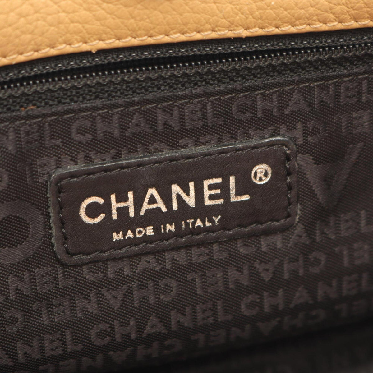 Chanel Beige Grained Calfskin Handbag (Pre-Owned)