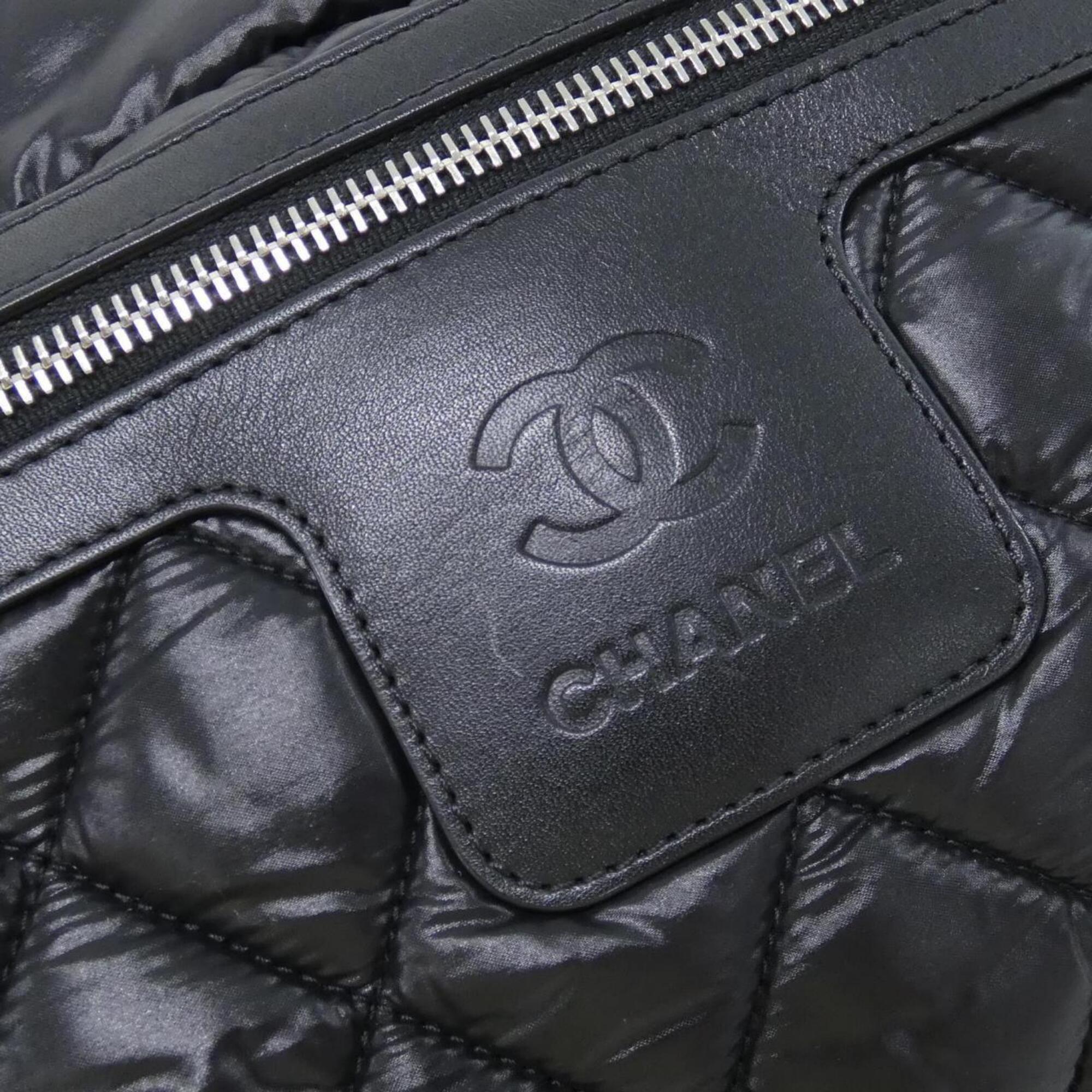 Chanel Black Nylon Handbag (Pre-Owned)