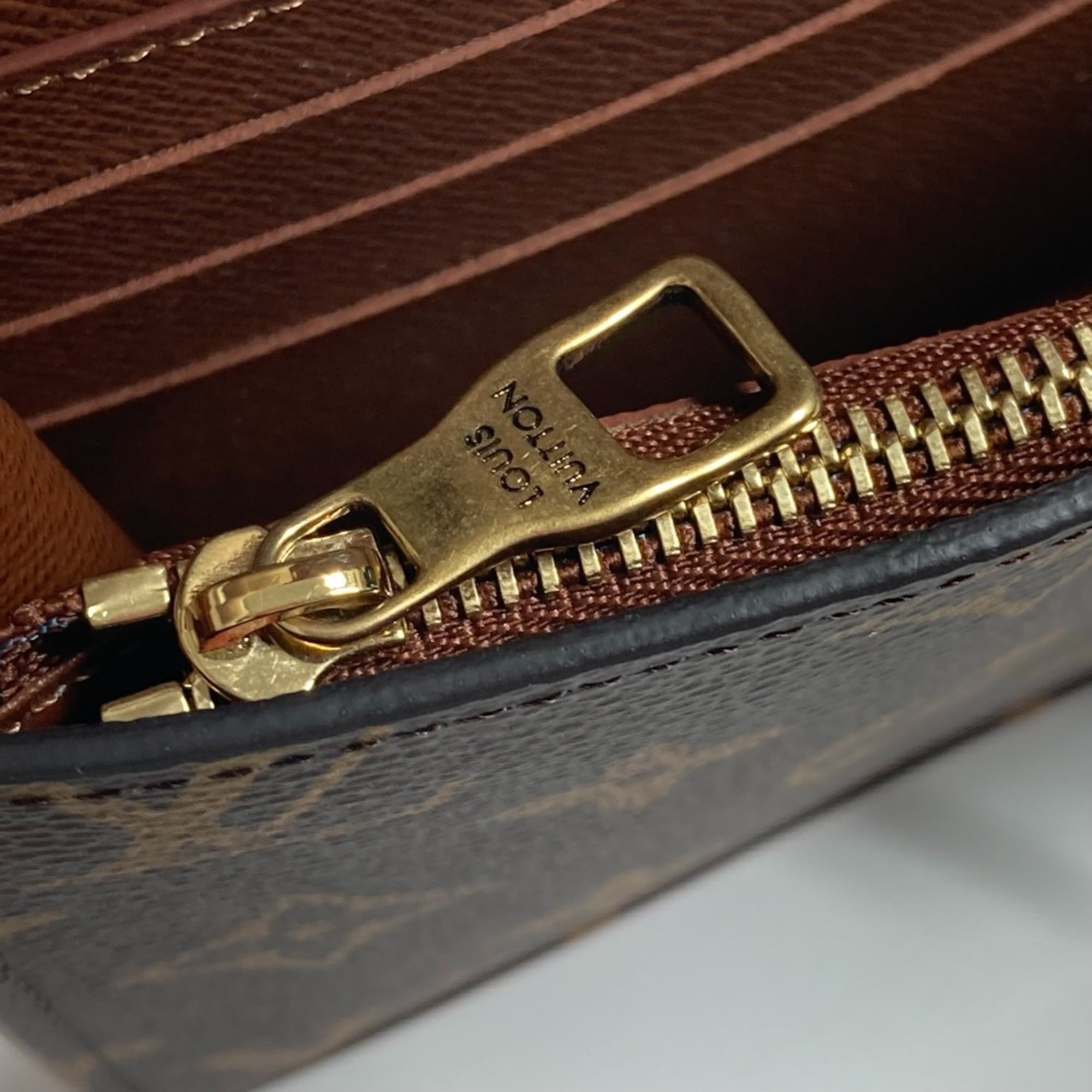Louis Vuitton Brown Monogram Fanny Pack Shoulder Bag (Pre-Owned)