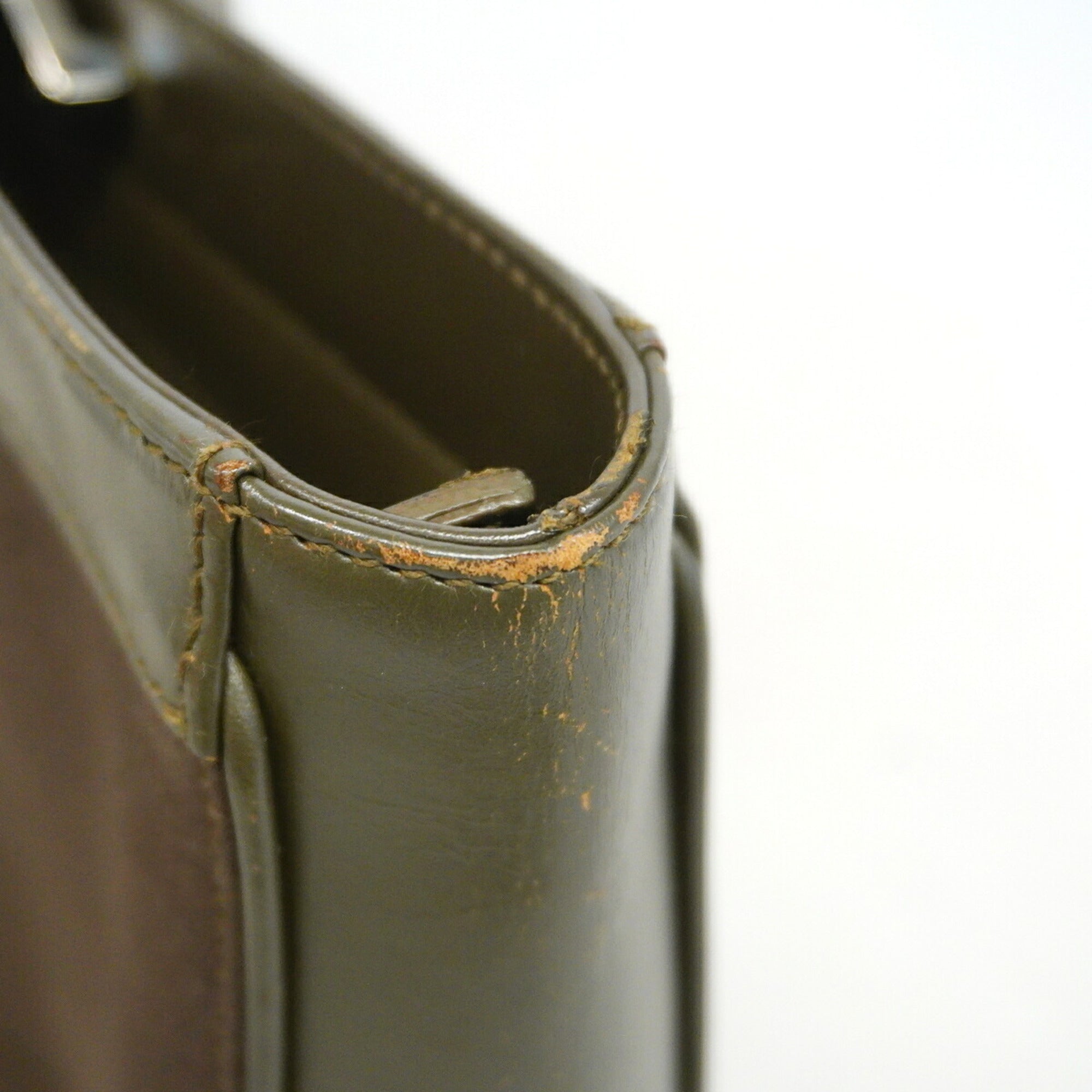 Gucci Khaki Nylon Handbag (Pre-Owned)