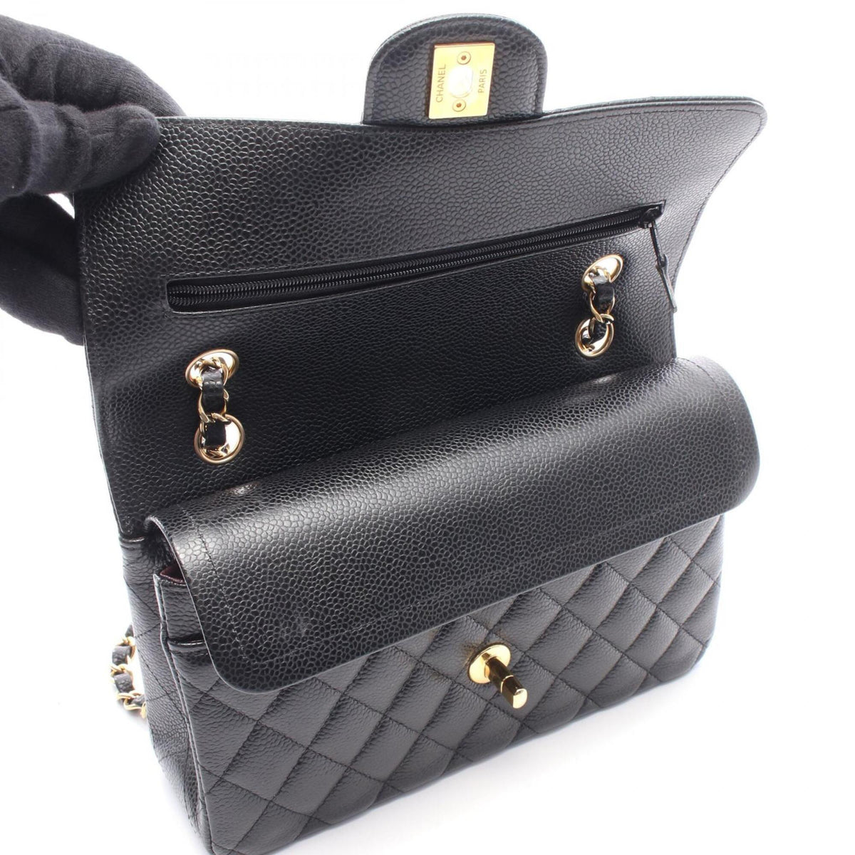 Chanel Black Grained Calfskin Handbag Shoulder Bag (Pre-Owned)