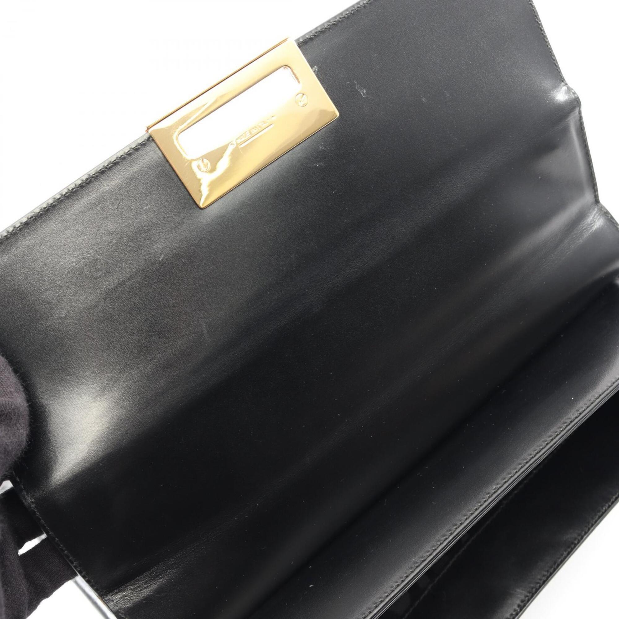 Salvatore Ferragamo Black Leather Handbag (Pre-Owned)