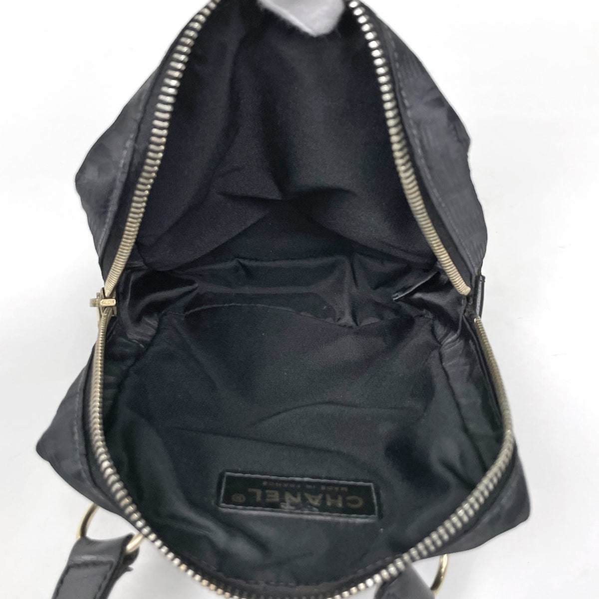 Chanel New Travel Line Black Jacquard Nylon Leather Shoulder Bag (Pre-Owned)