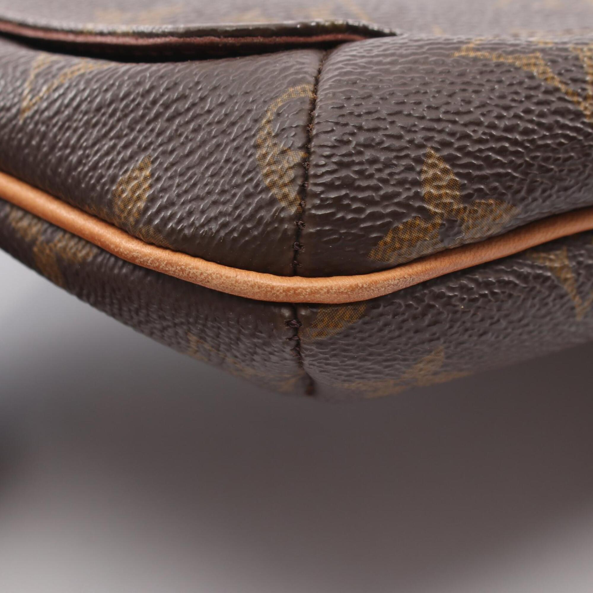 Louis Vuitton Brown Coated Canvas Leather Handbag Shoulder Bag (Pre-Owned)