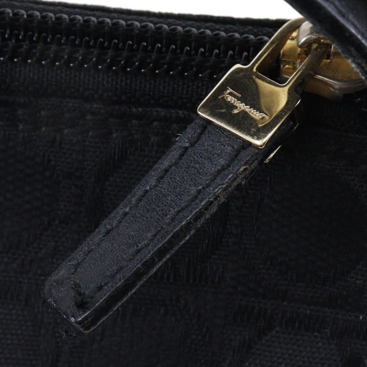 Salvatore Ferragamo Gancini Black Canvas Shoulder Bag (Pre-Owned)