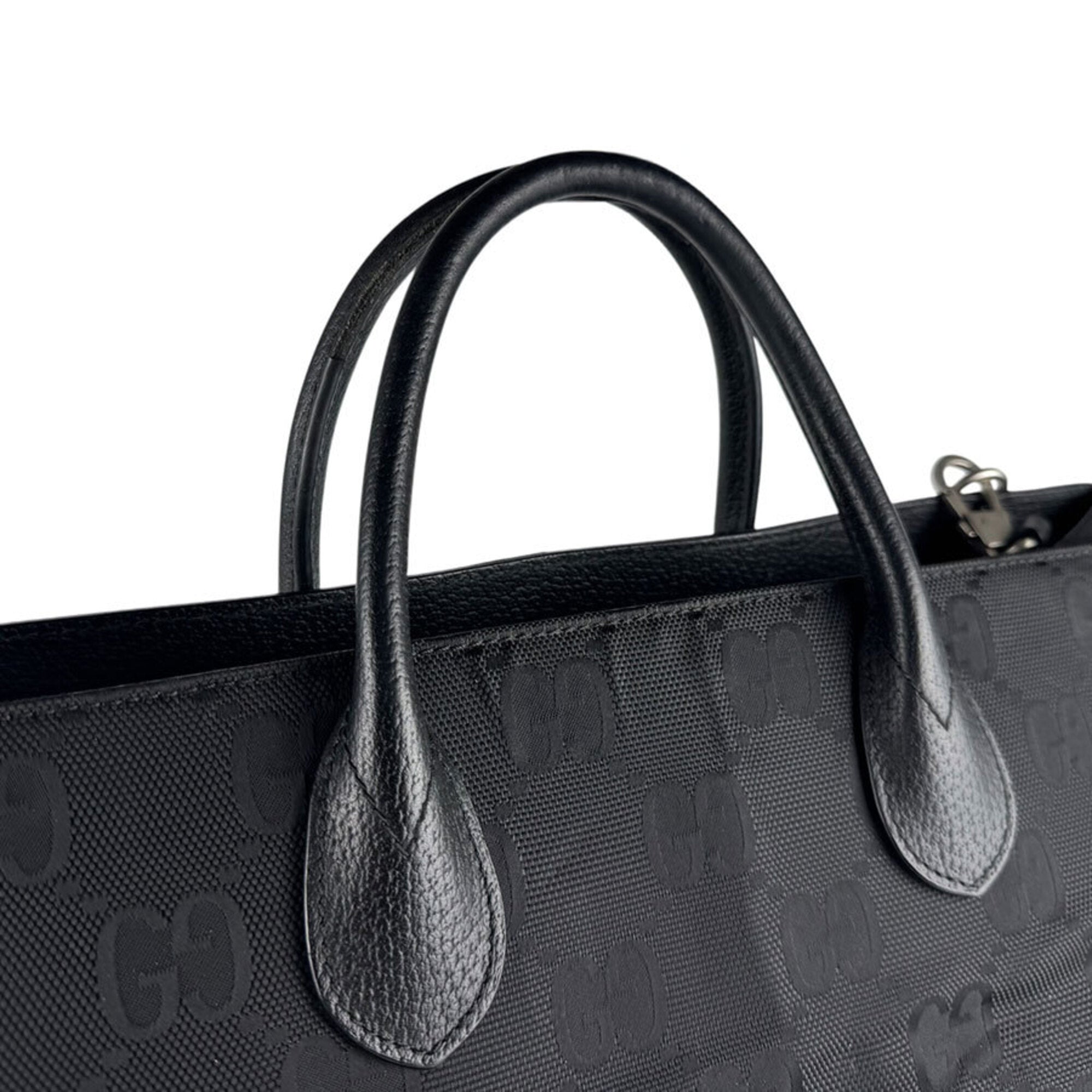 Gucci Black Nylon Leather Handbag Shoulder Bag (Pre-Owned)