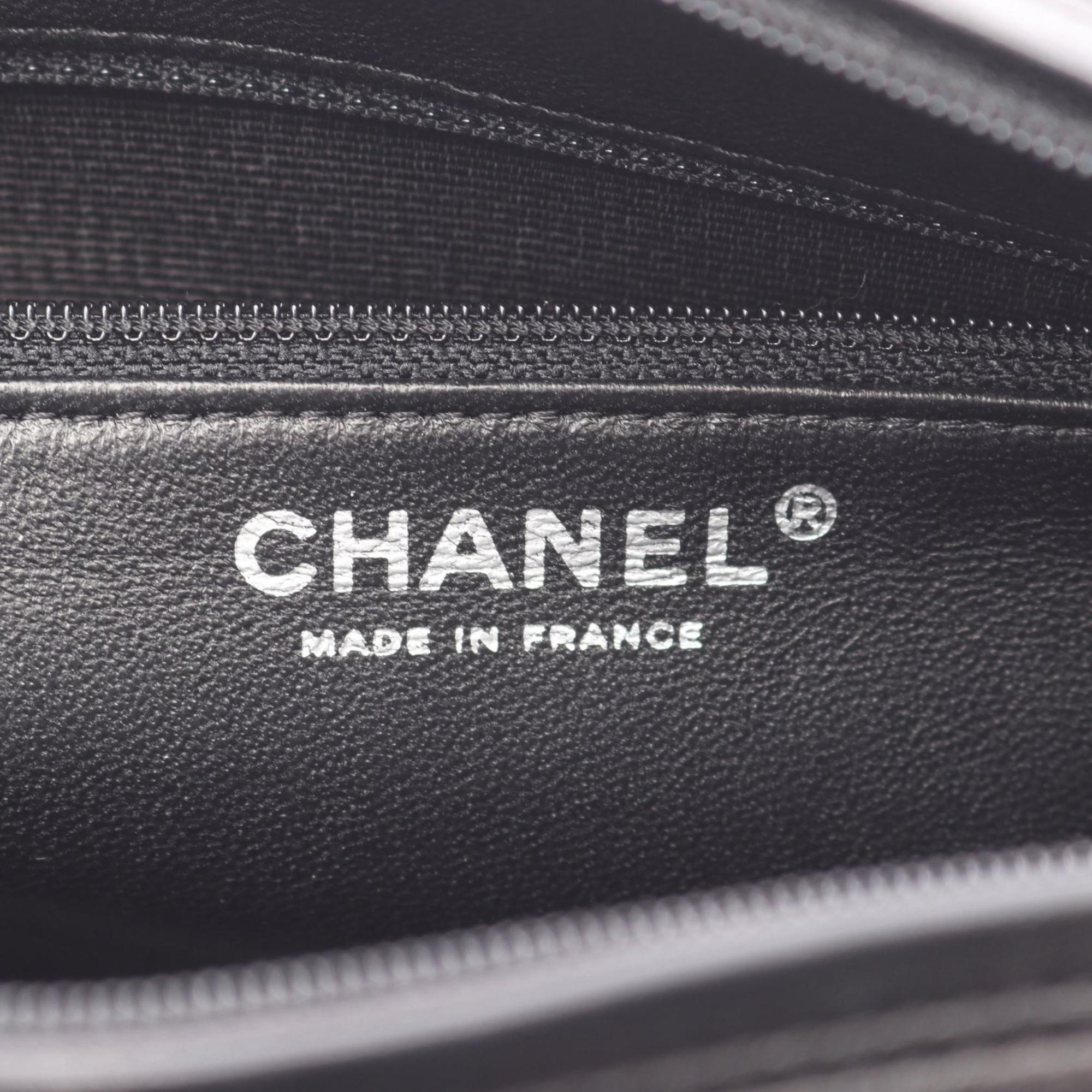 Chanel Black Leather Handbag Shoulder Bag (Pre-Owned)