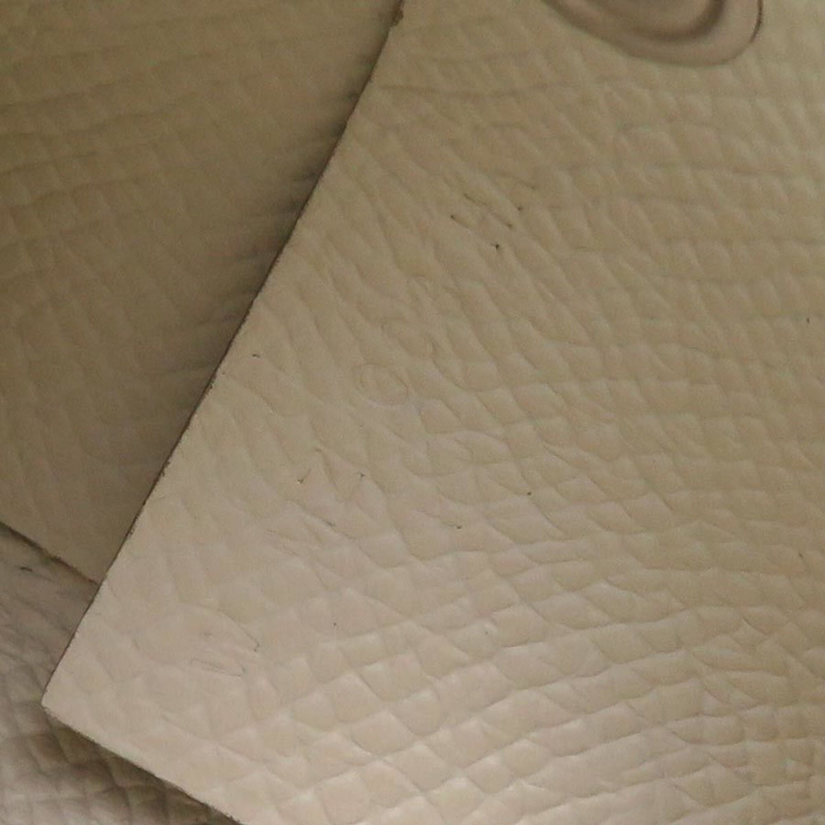 Hermes White Epsom Leather Coin Purse/Coin Case (Pre-Owned)