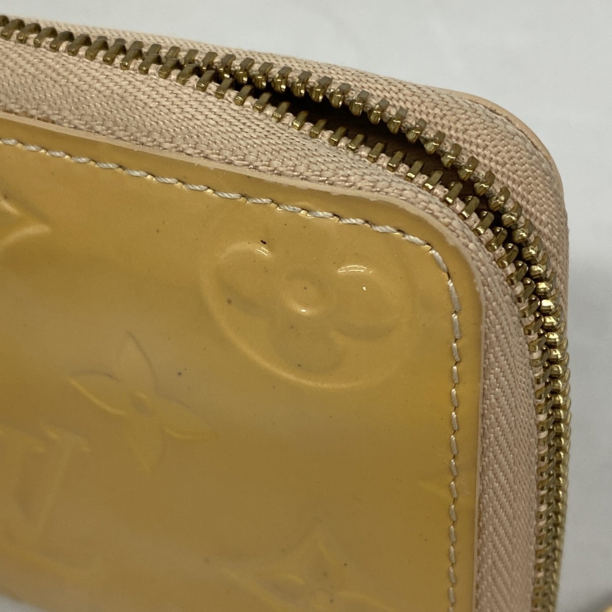 Louis Vuitton Rose Florentin Coin Purse/Coin Case (Pre-Owned)
