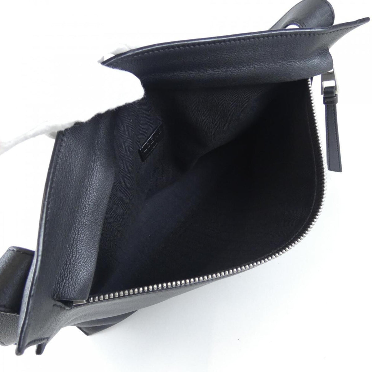 Loewe Black Leather Shoulder Bag (Pre-Owned)
