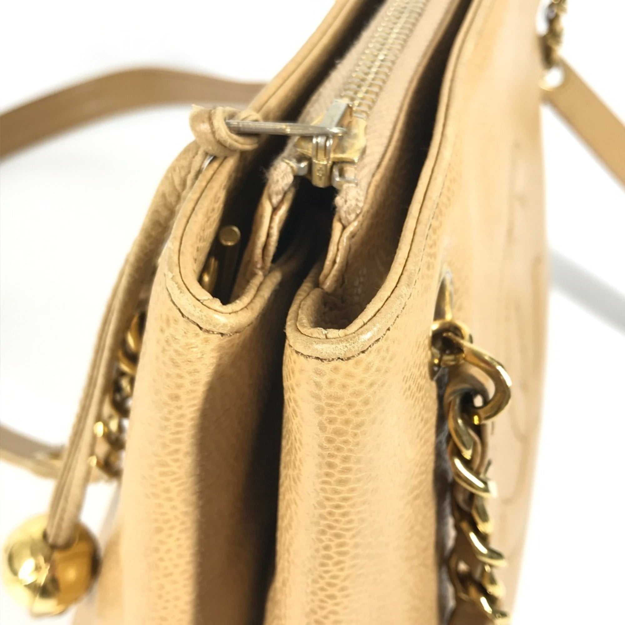 Chanel Beige Grained Calfskin Shoulder Bag Tote Bag (Pre-Owned)