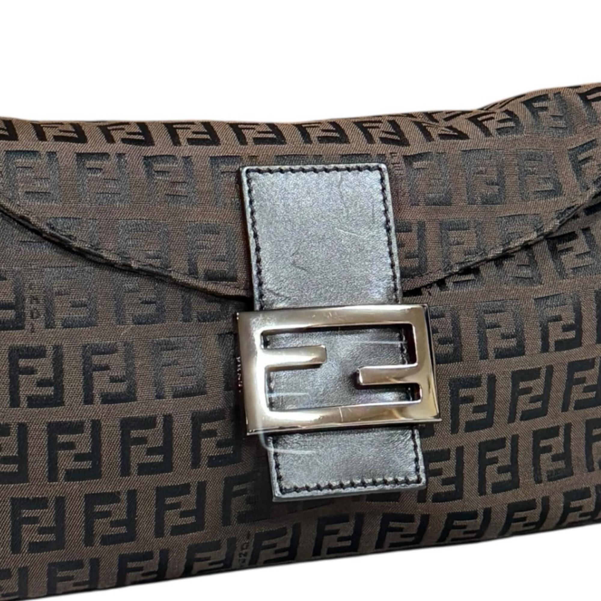 Fendi Brown Canvas Leather Handbag (Pre-Owned)