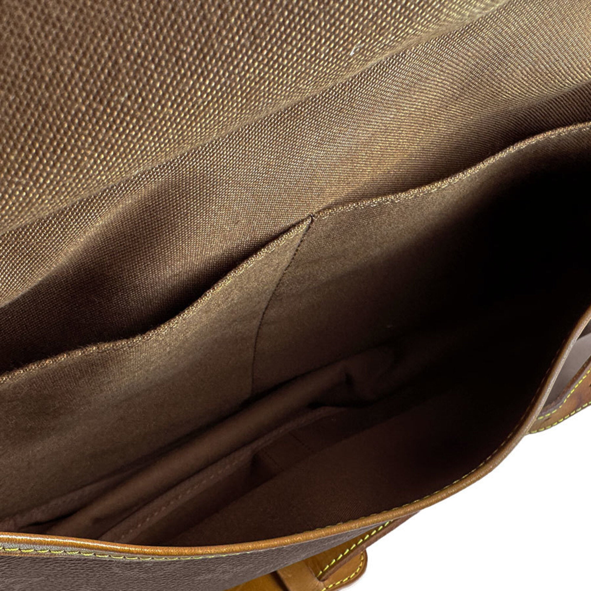 Louis Vuitton Brown Monogram Monogram Shoulder Bag (Pre-Owned)